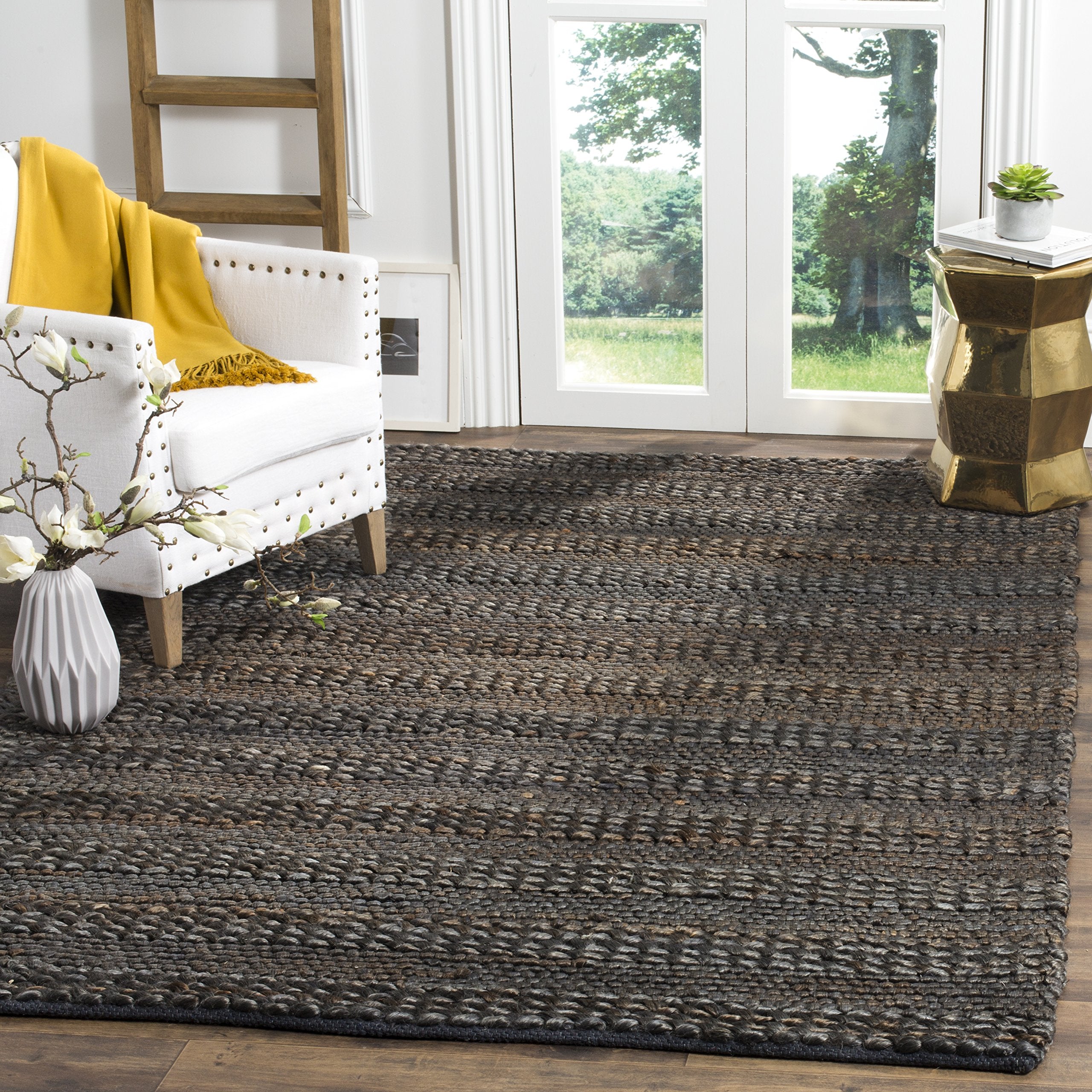 SAFAVIEH Natural Fiber Collection Accent Rug - 4 x 6, Charcoal, Handmade Braided Woven Jute, Ideal for High Traffic Areas in E