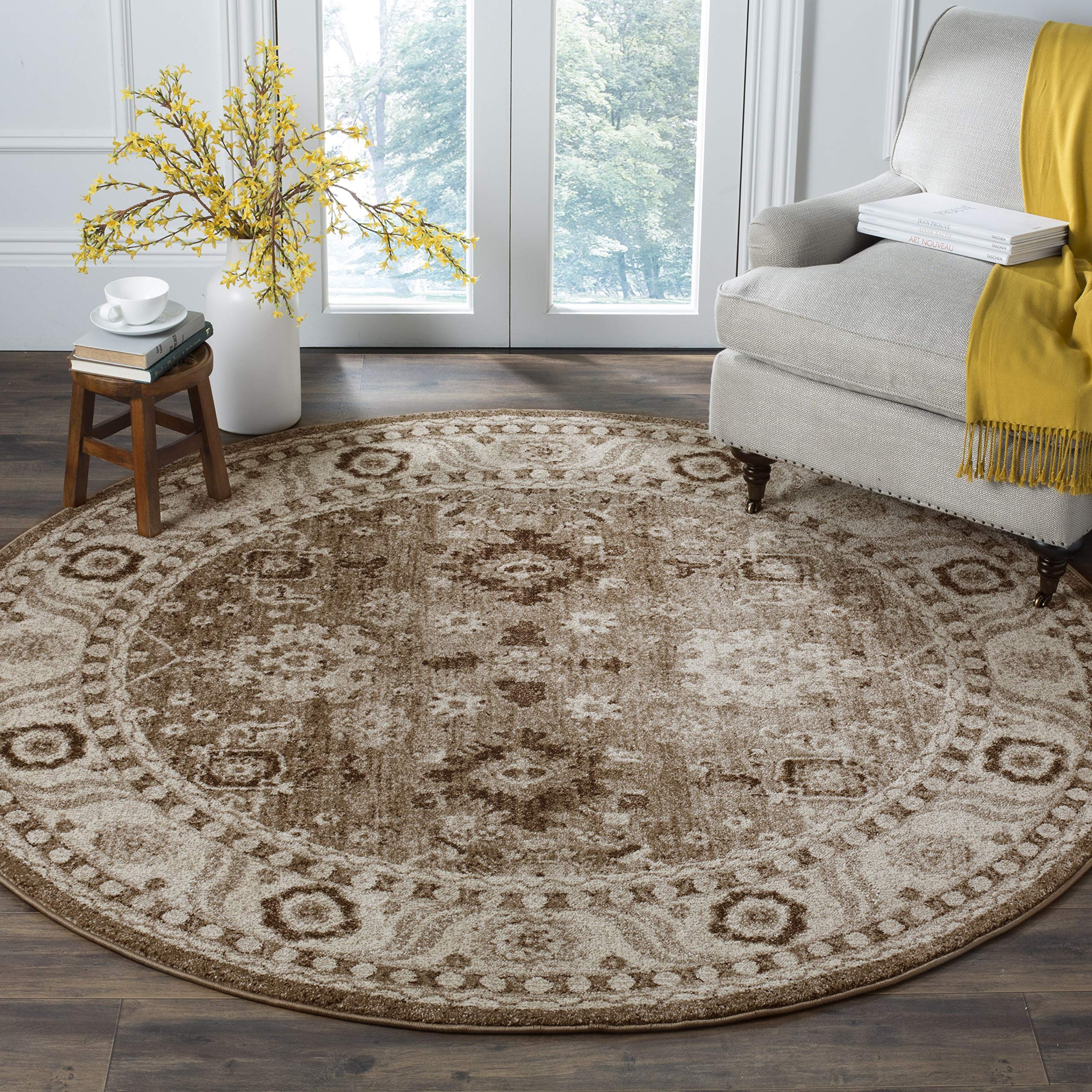 SAFAVIEH Vintage Hamadan Collection Area Rug - 67 Round, Taupe, Oriental Traditional Persian Design, Non-Shedding & Easy Care, 