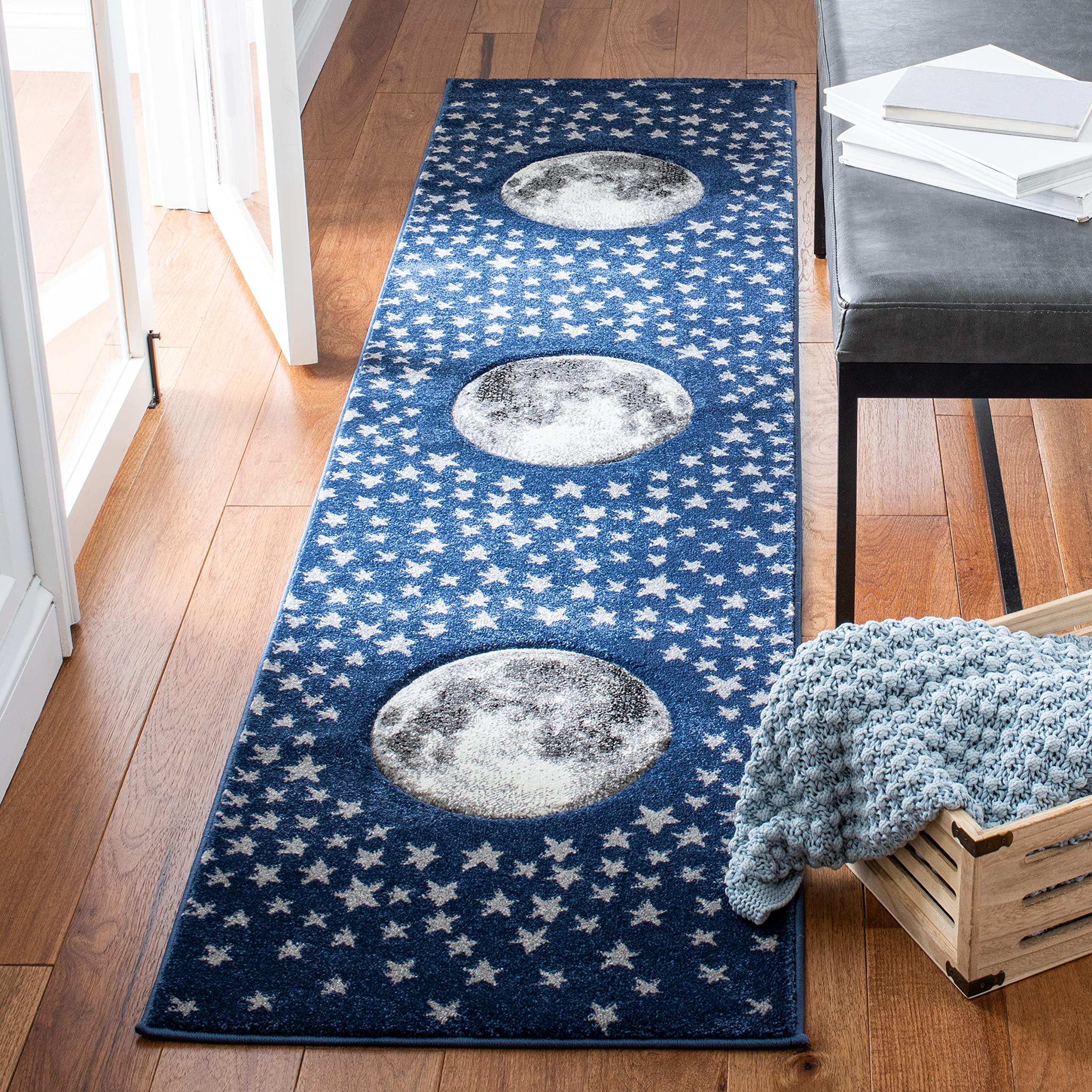SAFAVIEH Carousel Kids Collection Runner Rug - 23 x 10, Navy & Grey, Non-Shedding & Easy Care, Ideal for High Traffic Areas fo