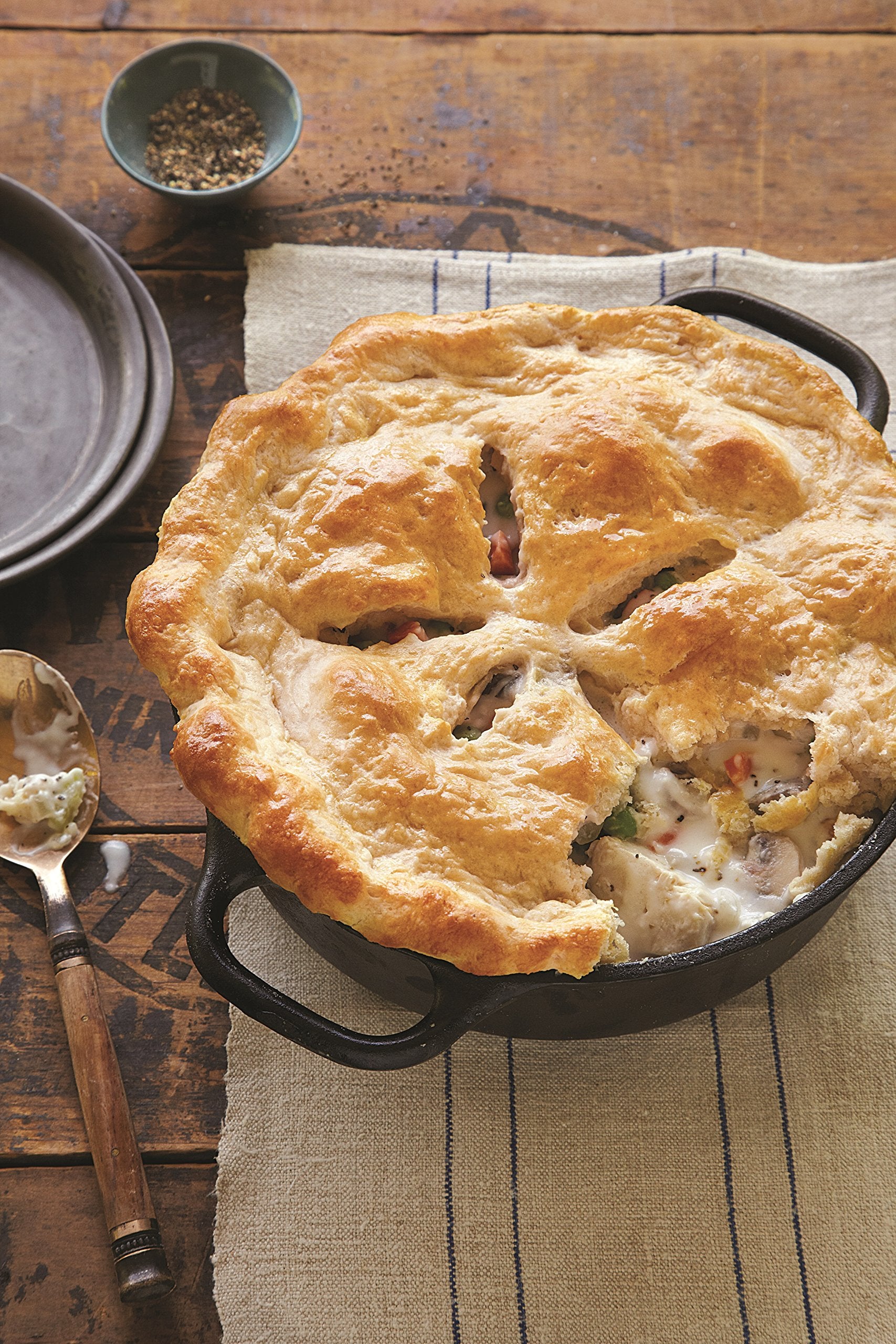 Lodge 2 Quart Pre-Seasoned Cast Iron Dutch Oven With Lid - Dual Handles - Use In The Oven, On The Stove, On The Grill Or Over Th