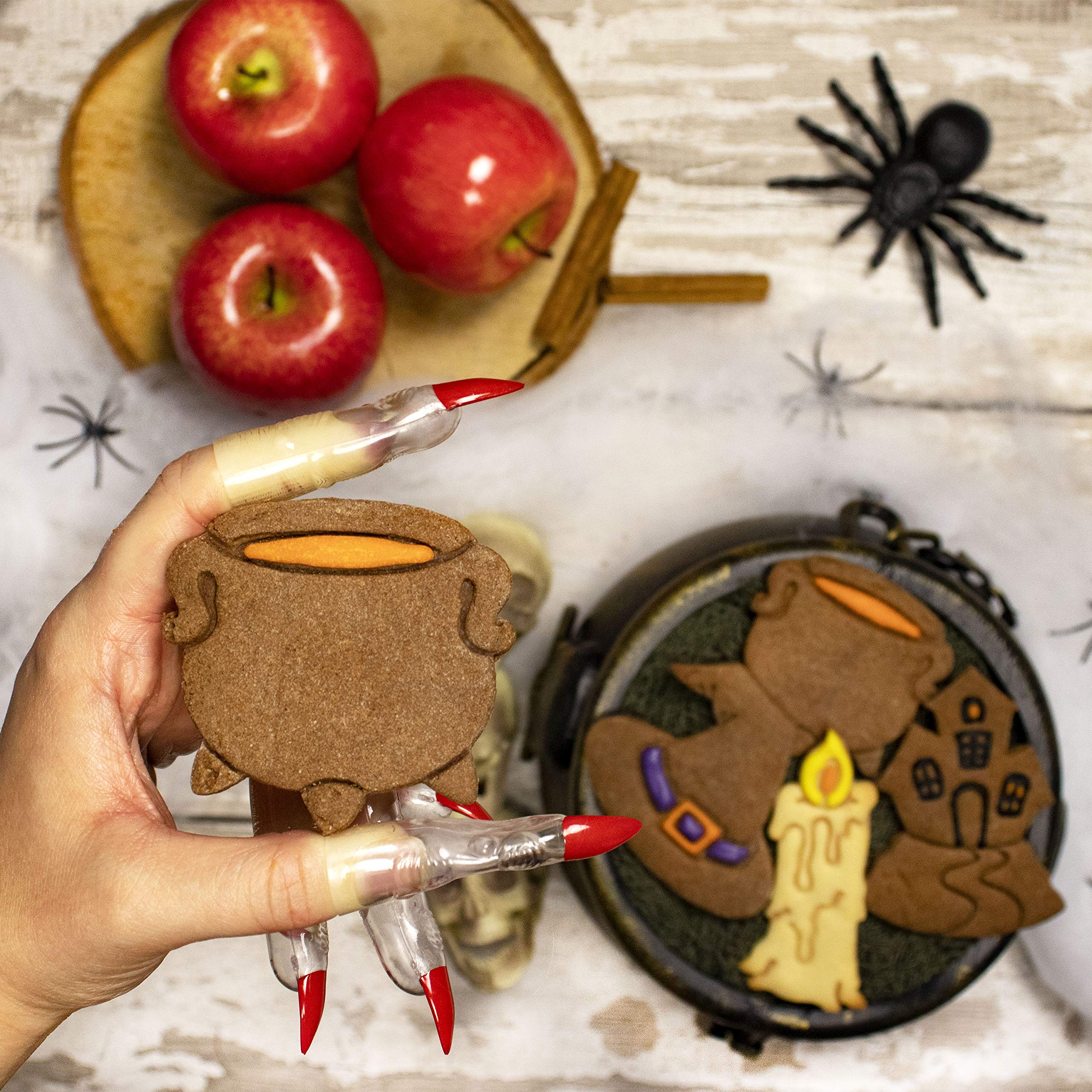 Witch Cauldron Cookie Cutter, 1 Piece - Bakerlogy