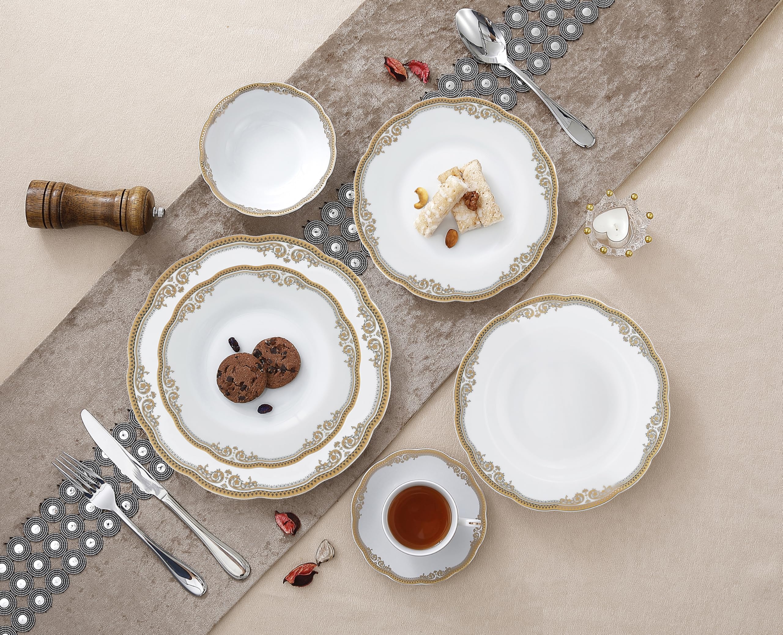 Lorenzo Import Catherine 57-Piece Wavy Porcelain Dinnerware Set