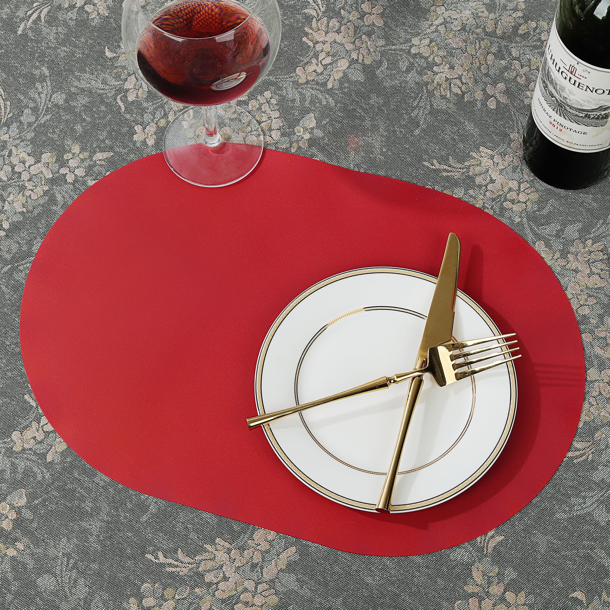 Fanquare Oval Red Silicone Placemats With One Side Faux Leather Texture Placemat For Dining Table Set Of 4 Non-Slip Non Scratch