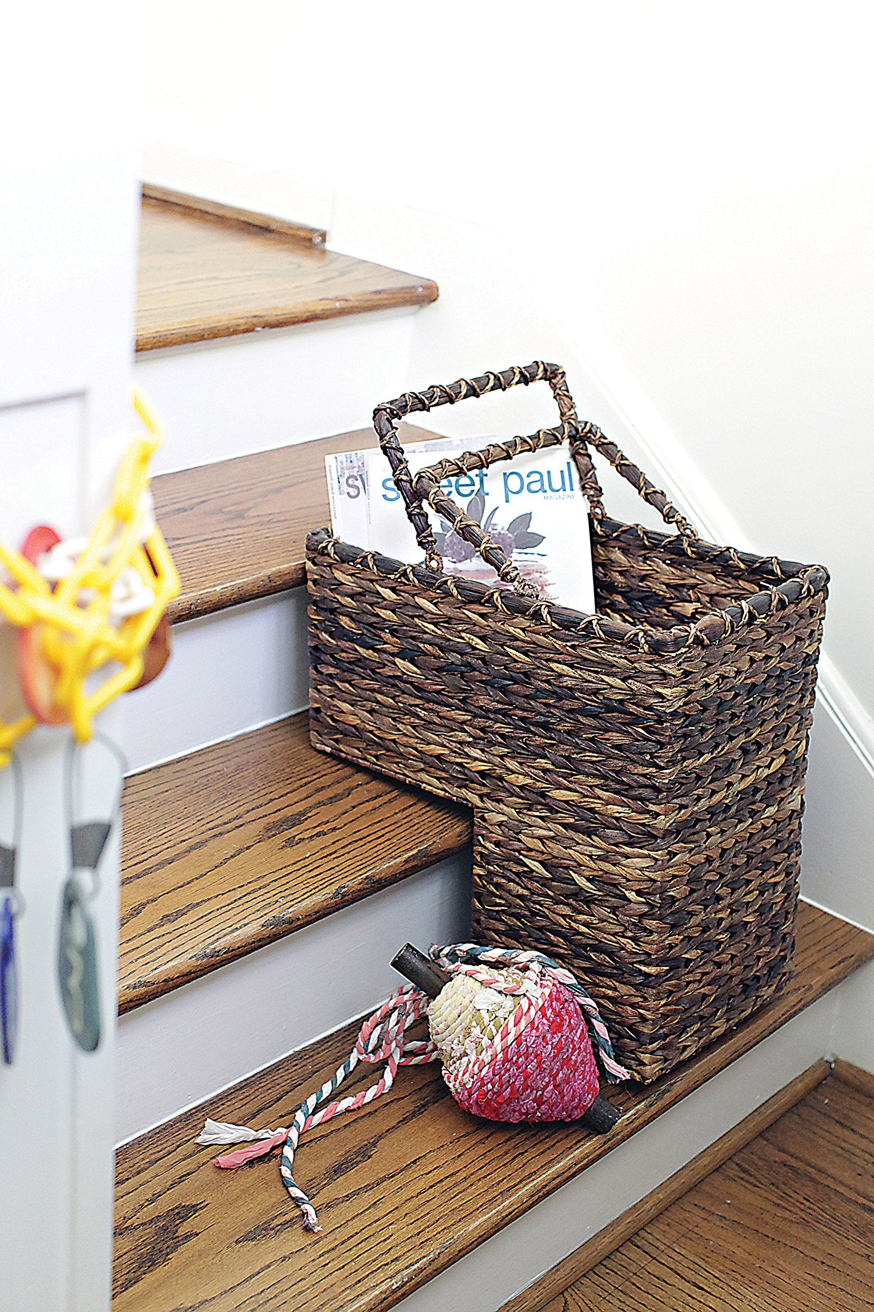 Bacbac Leaf Woven Stair Basket