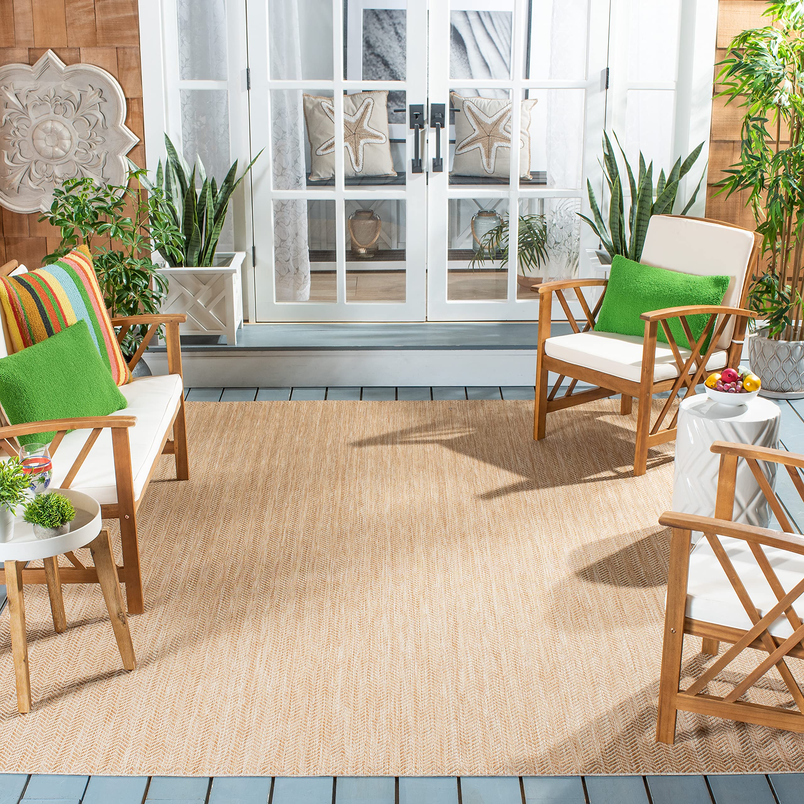 SAFAVIEH Courtyard Collection Area Rug - 67 x 96, Natural & Cream, Non-Shedding & Easy Care, Indoor/Outdoor & Washable-Ideal f