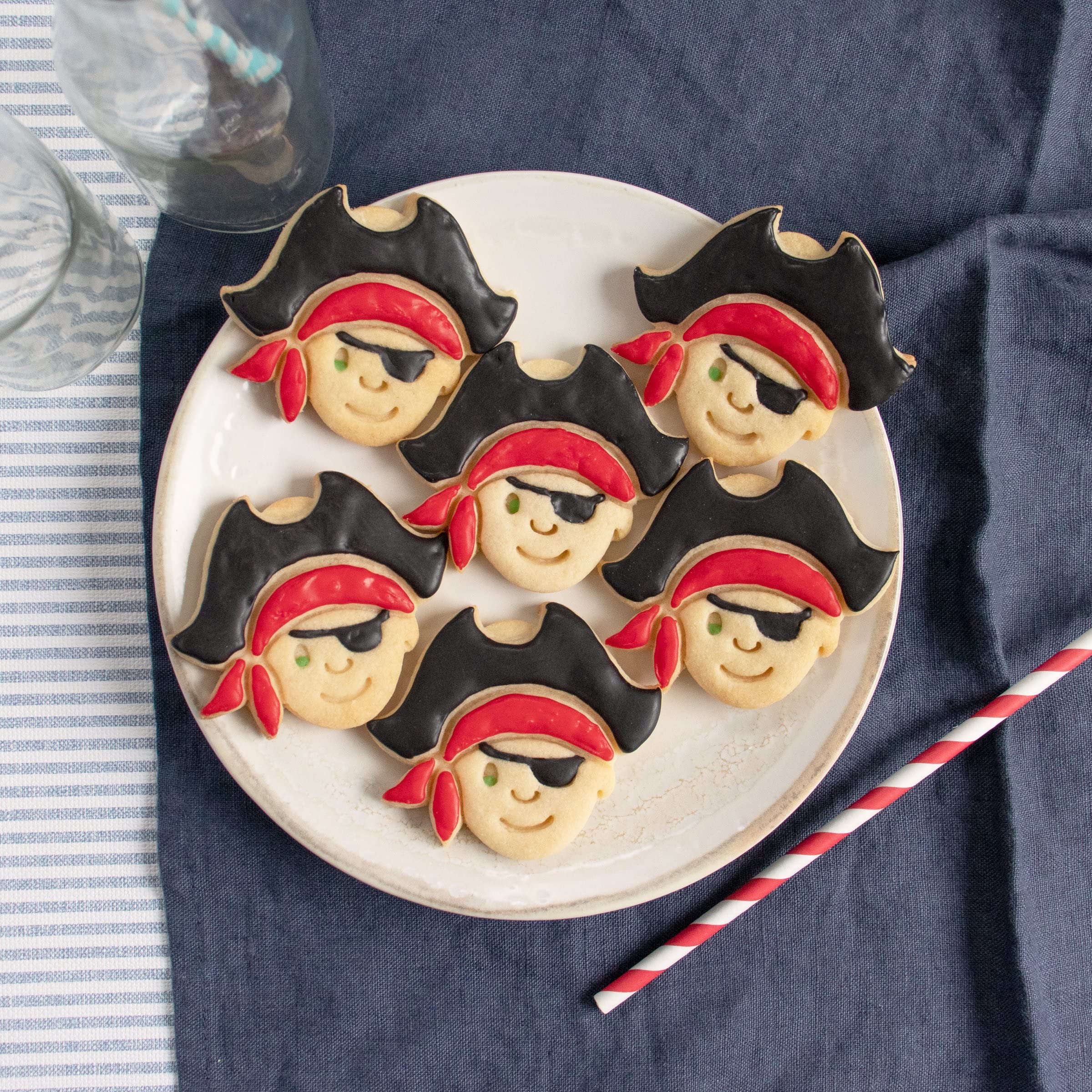 Pirate Boy Cookie Cutter, 1 Piece - Bakerlogy