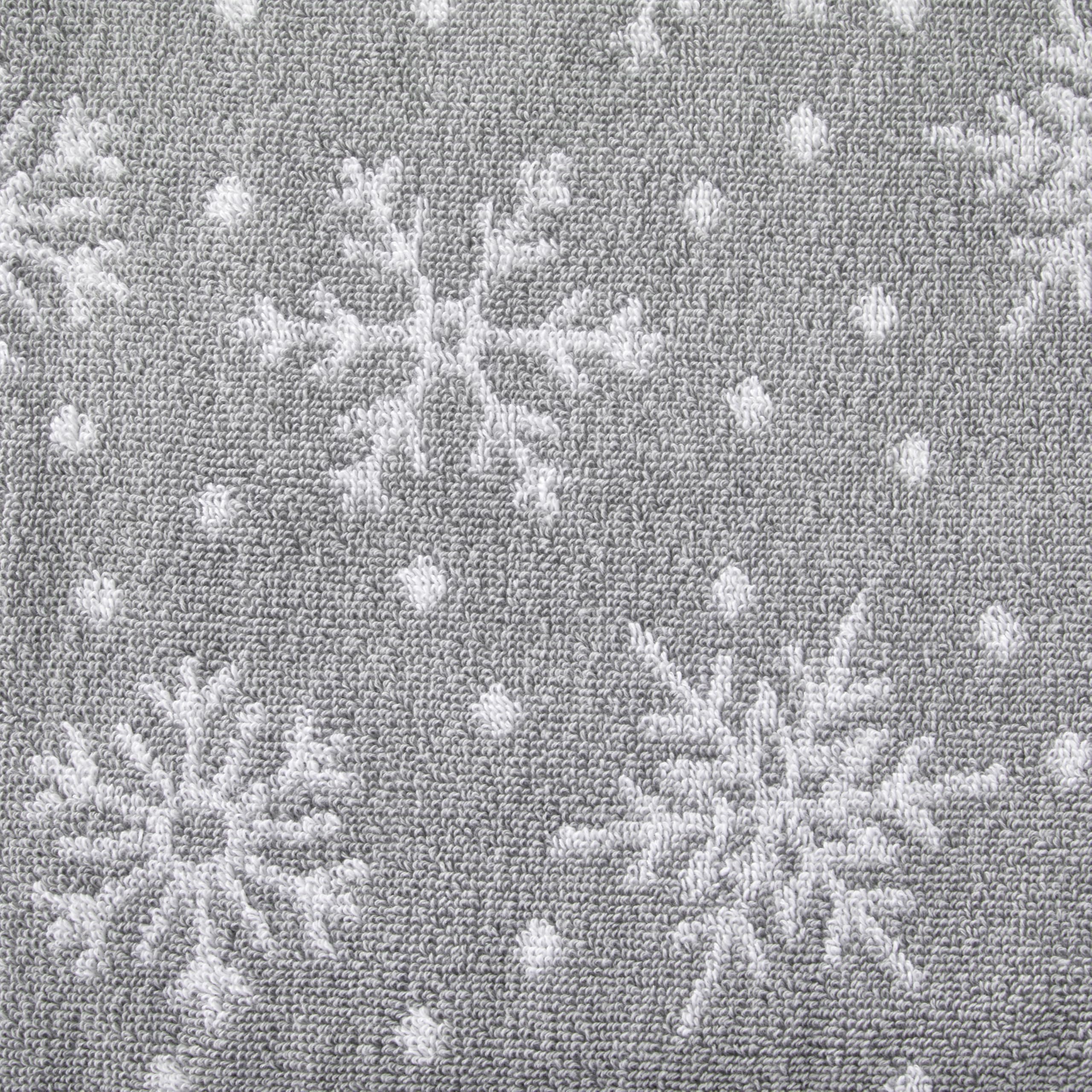 SKL Home Winter Scattered Snowflakes Bath Towel, 27x50, Cotton, Gray, Model 24C59000805103