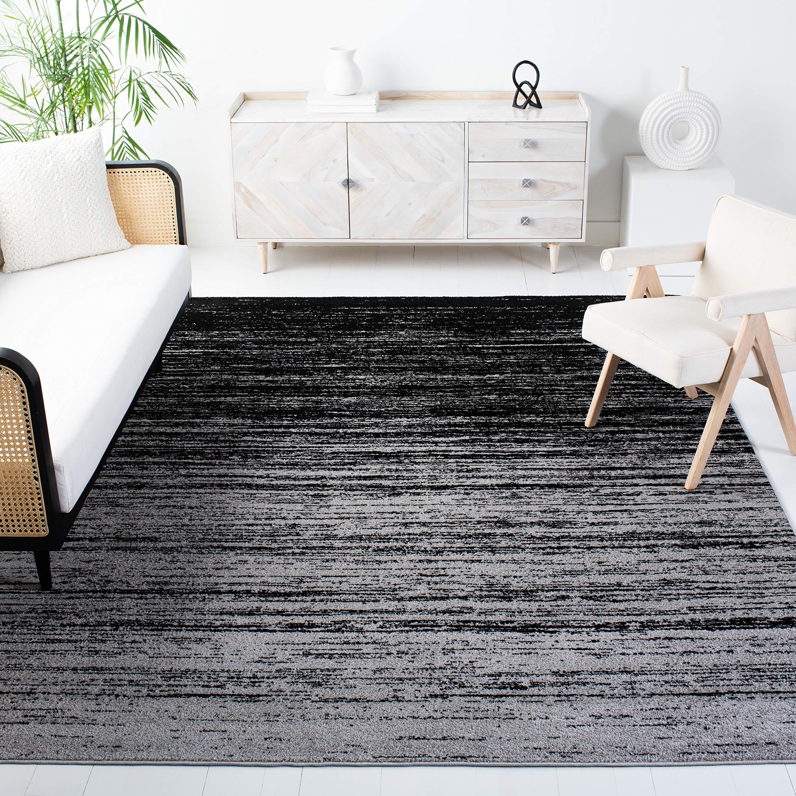 SAFAVIEH Adirondack Collection Area Rug - 10 Square, Silver & Black, Modern Ombre Design, Non-Shedding & Easy Care, Ideal for H