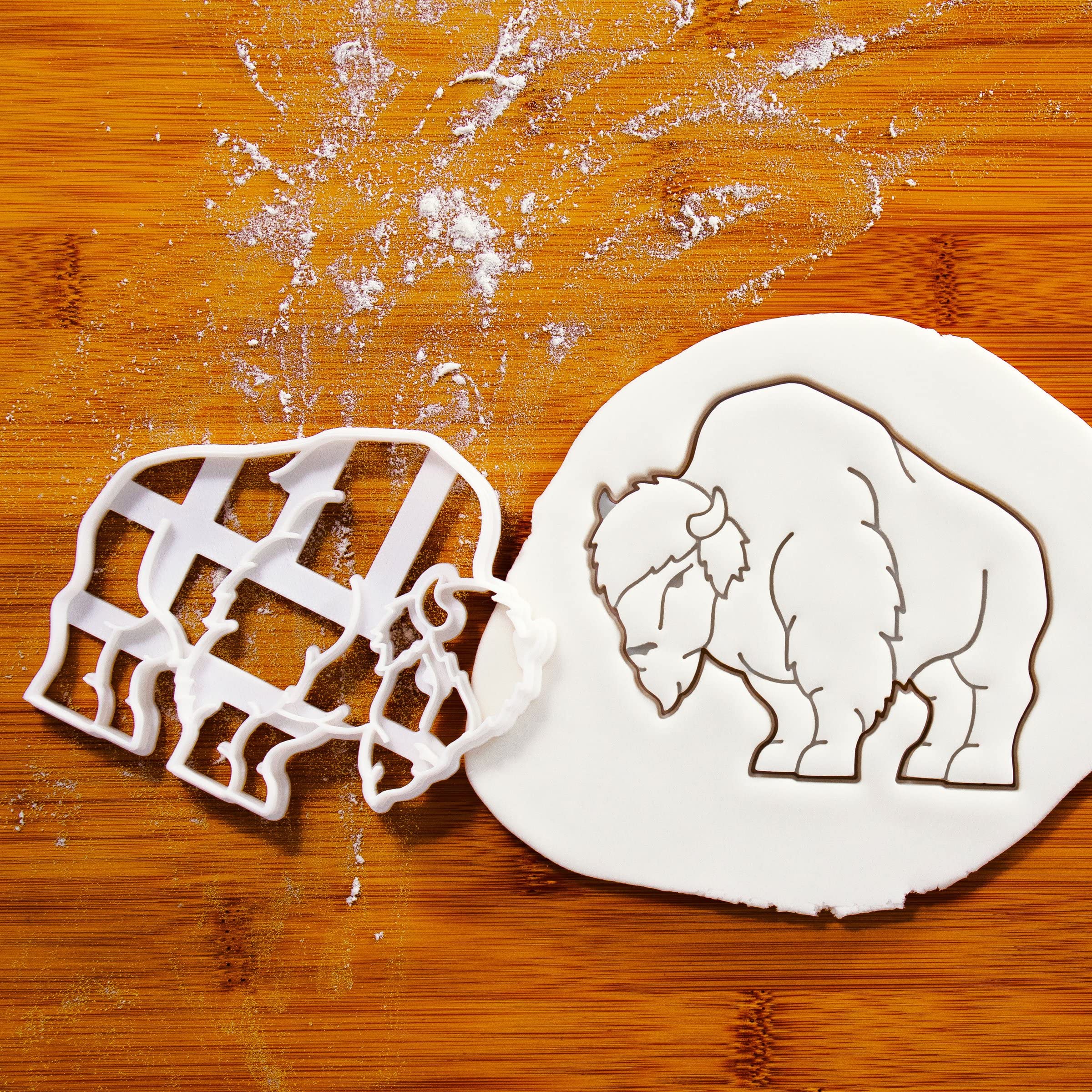 Wood Bison Body Cookie Cutter, 1 Piece - Bakerlogy