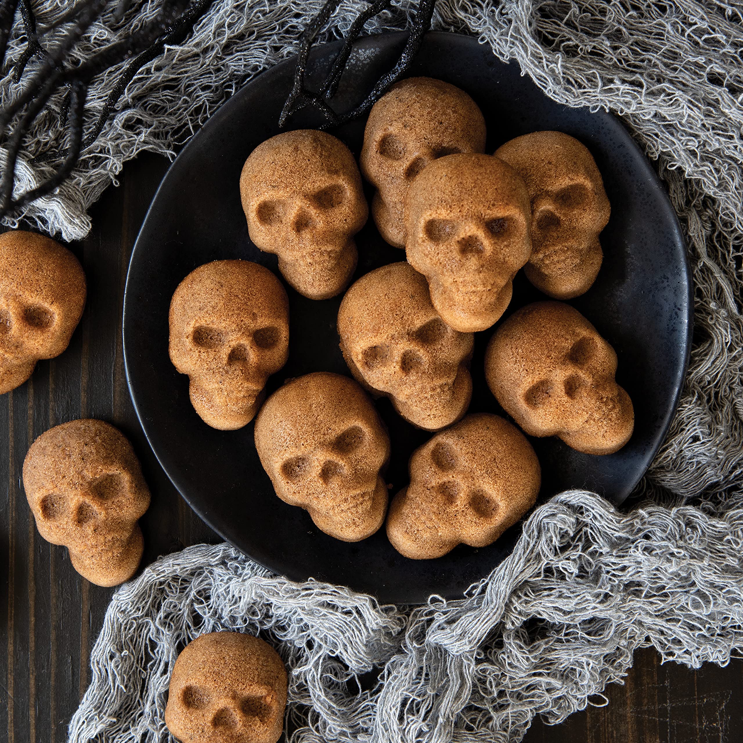 Nordic Ware Skull Bitelets