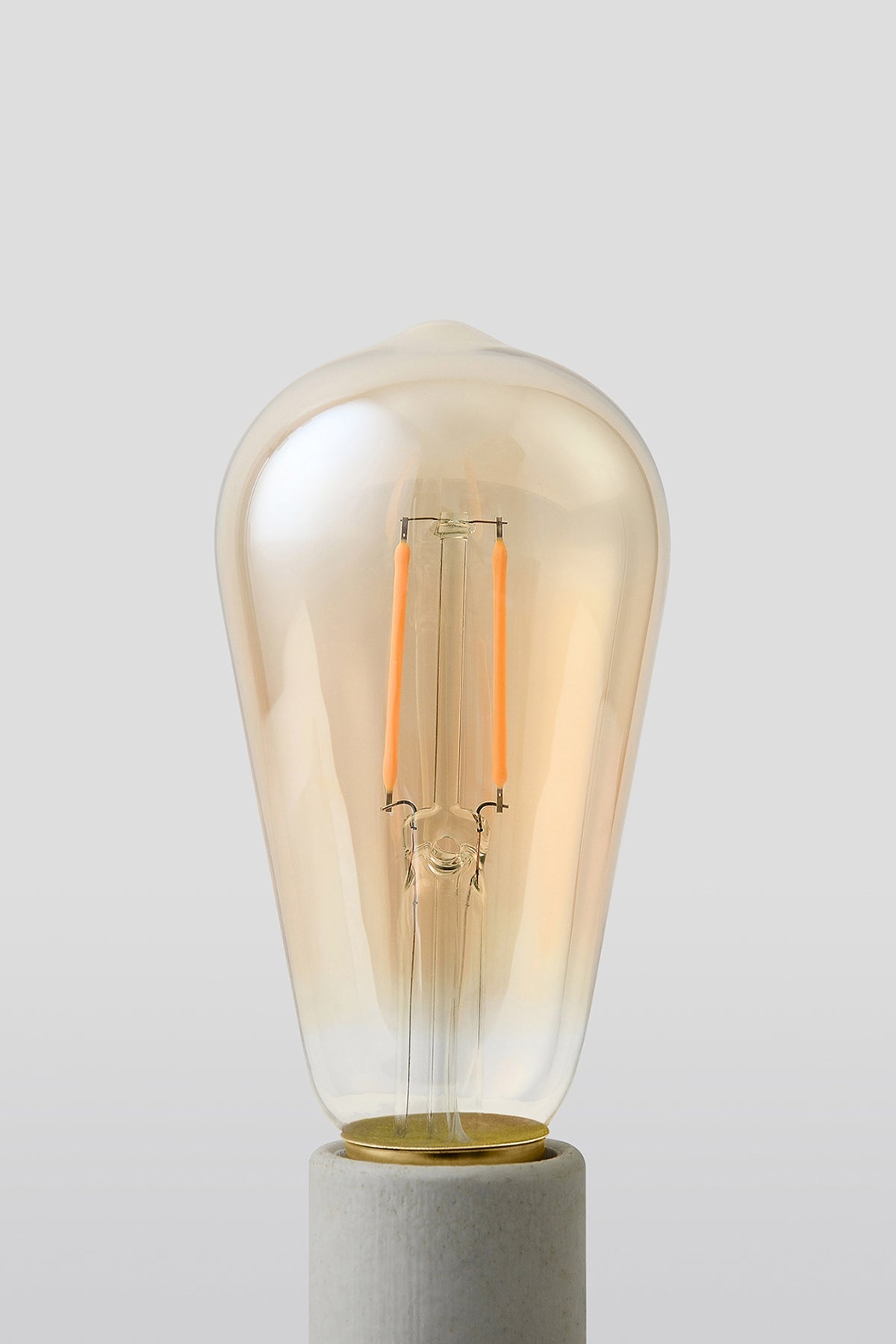 Emberline ST19 LED Bulb