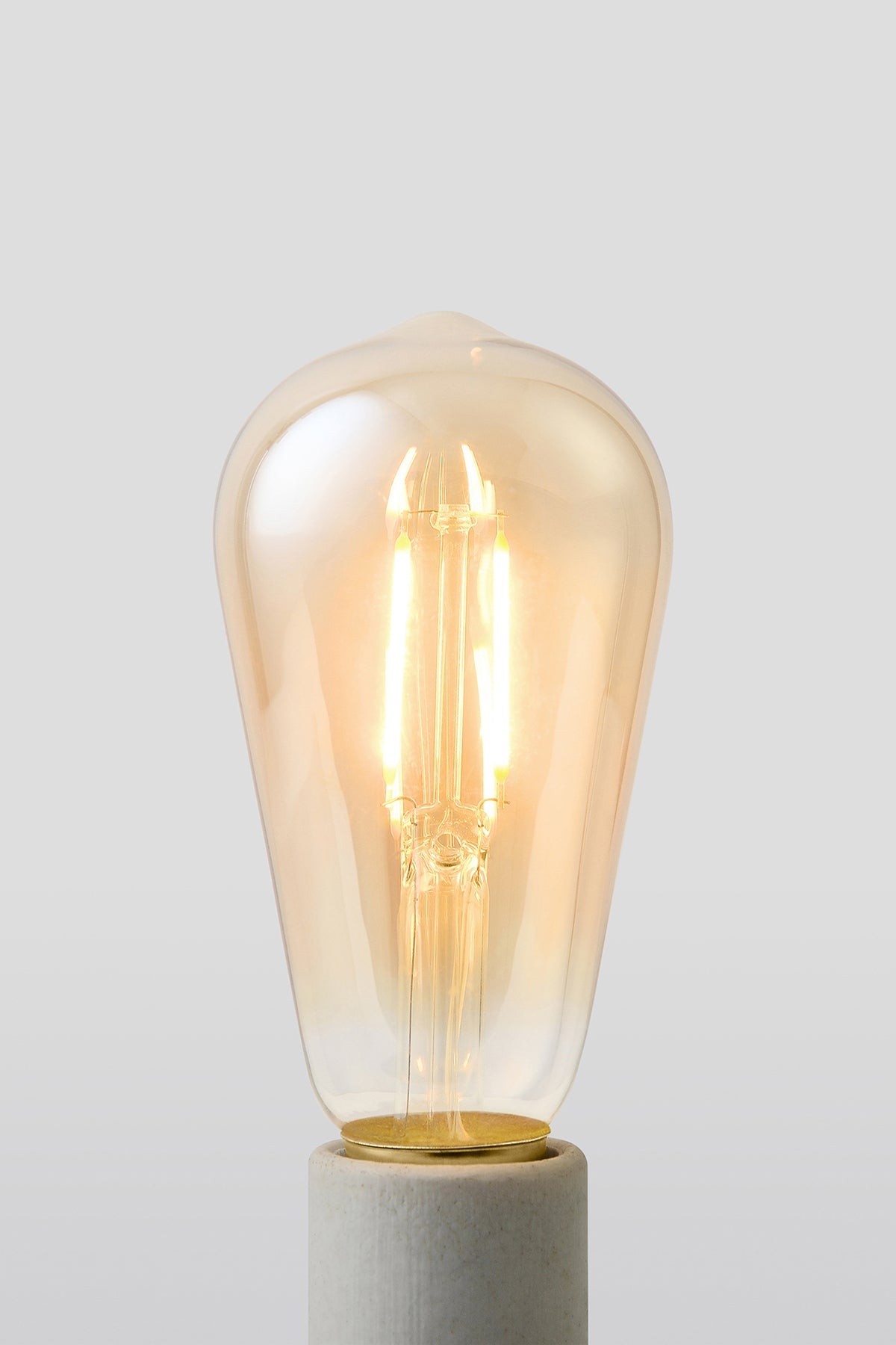 Emberline ST19 LED Bulb