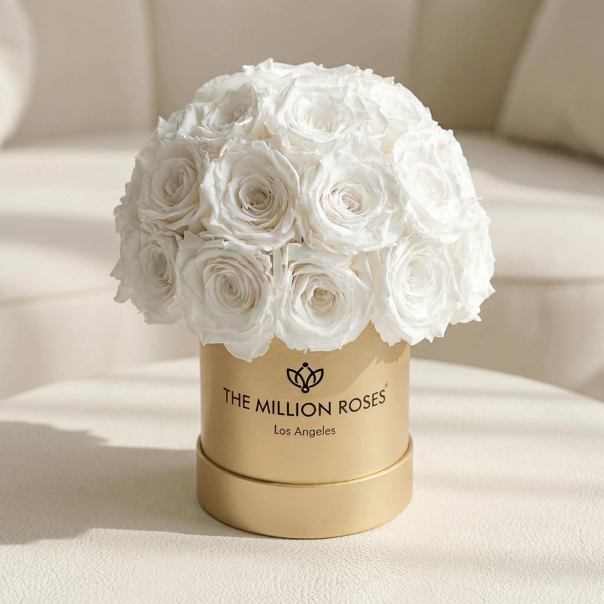 Essence Gold Superdome Box | White Roses