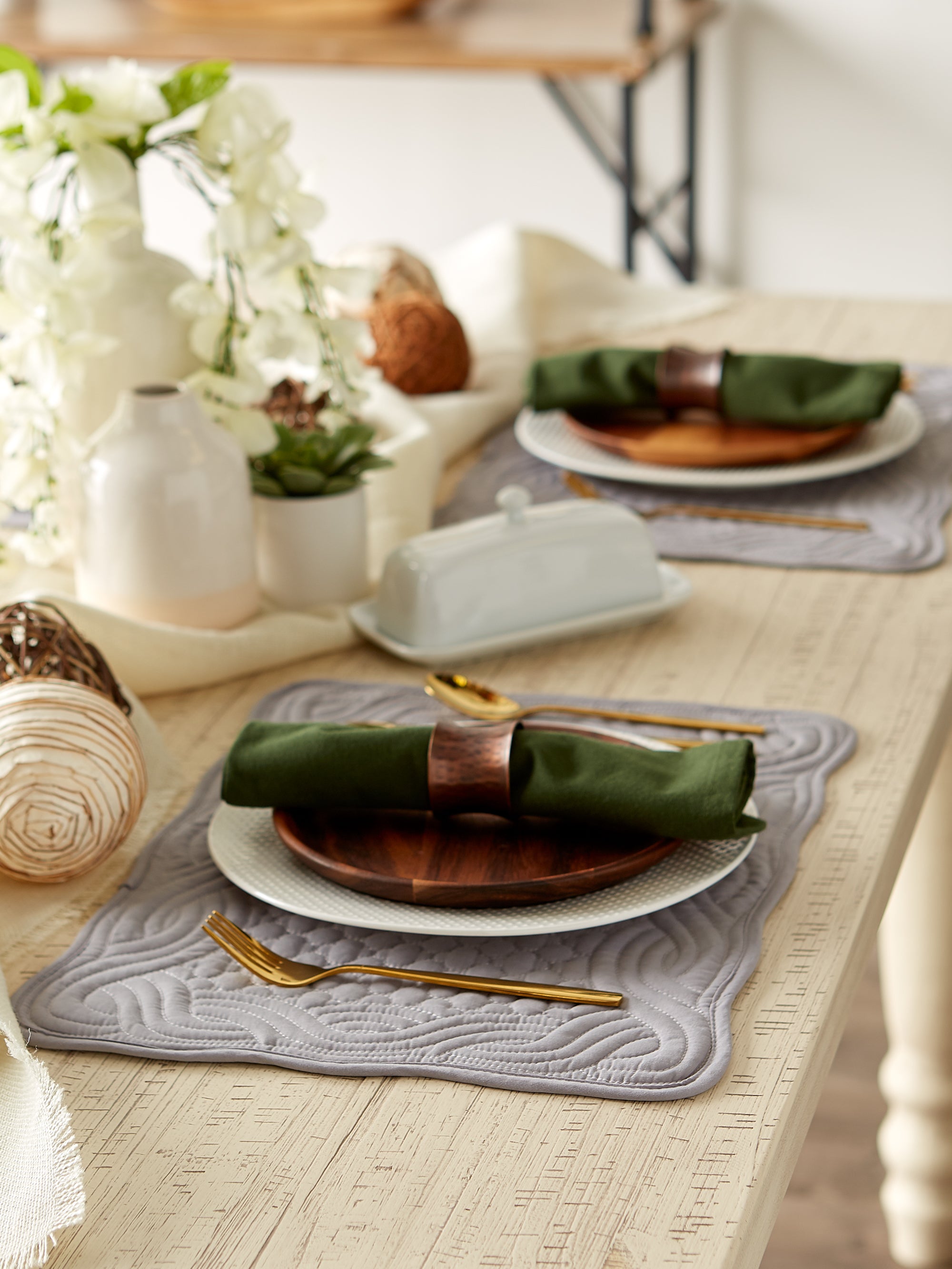 DII Gray Quilted Farmhouse Placemat (Set of 6)