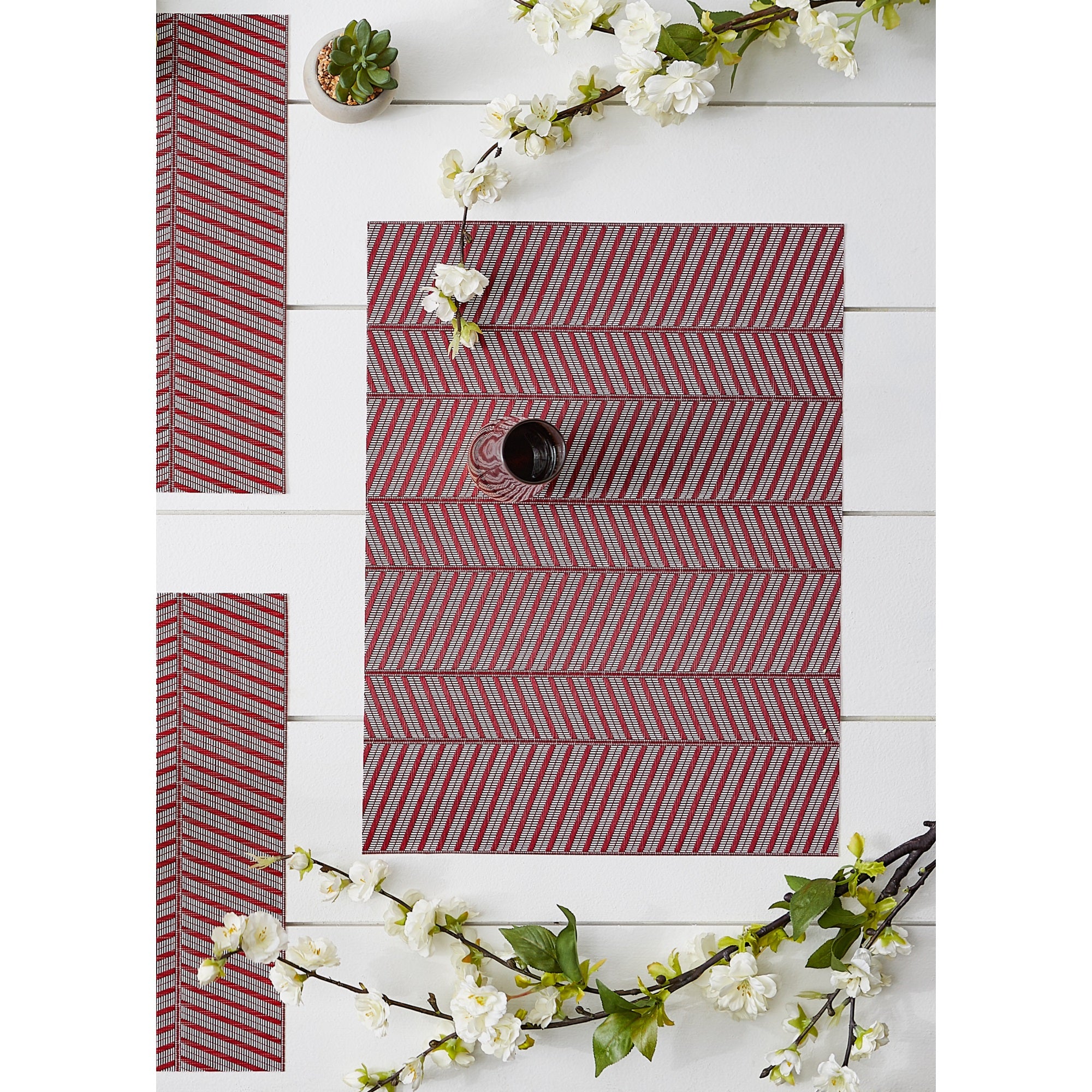 DII Barn Red Textured Twill Weave Placemat 6 Piece