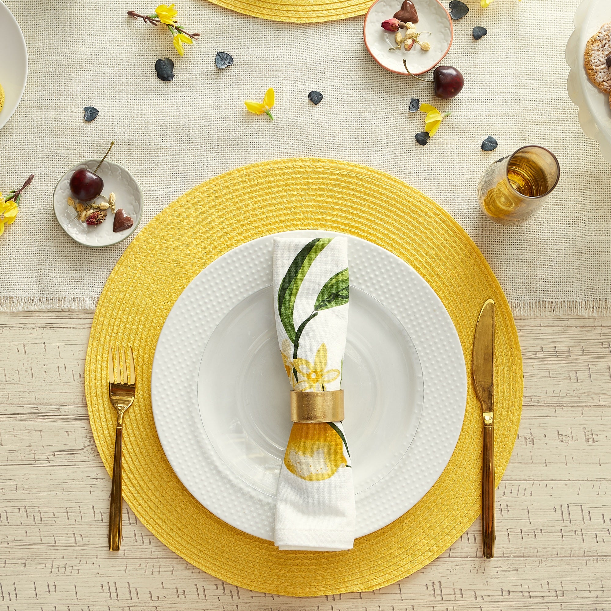 DII Yellow Round Polypropylene Woven Placemat (Set of 6)
