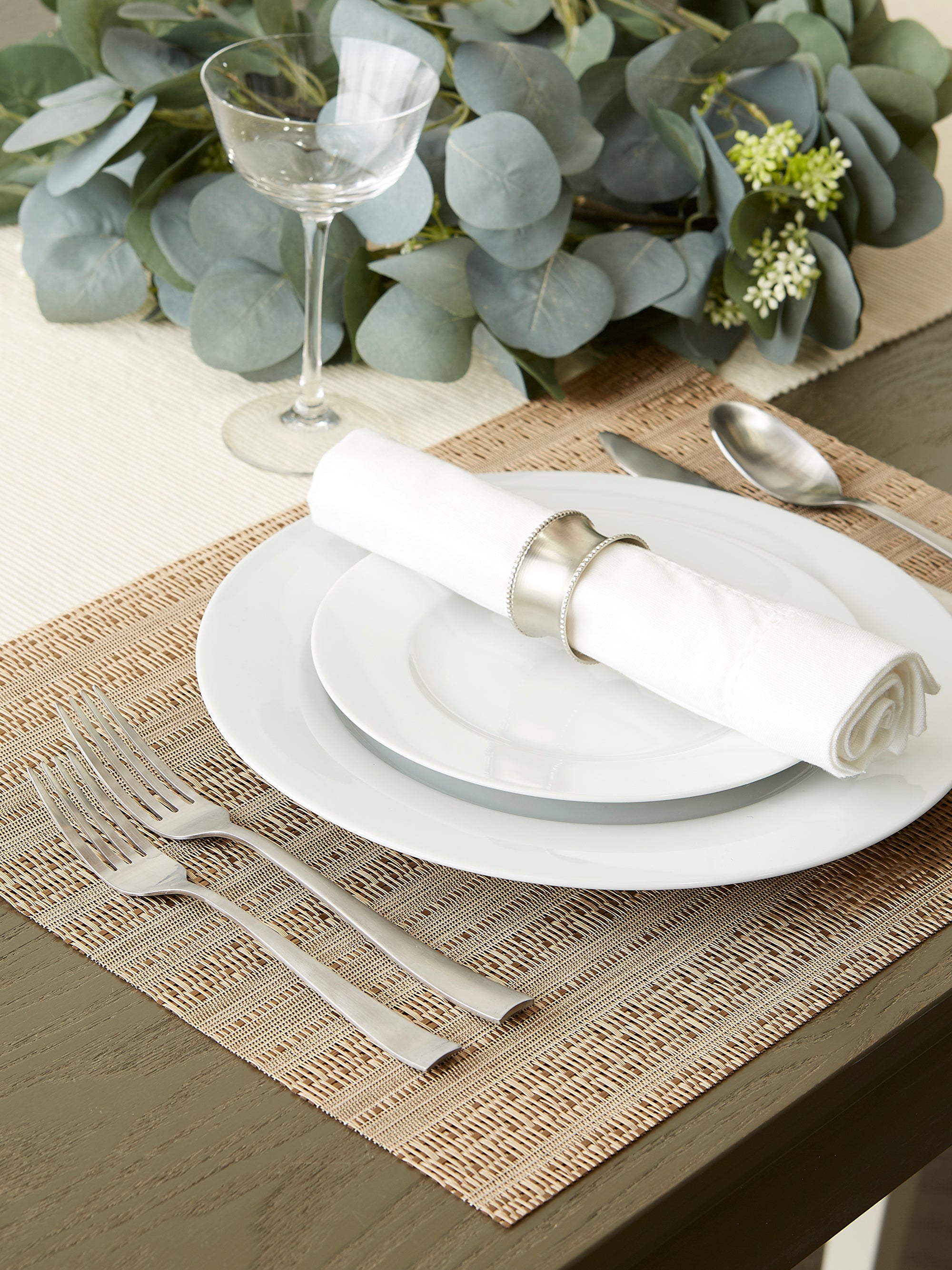 DII Metallic Gold Pvc Basketweave Placemat (Set of 6)