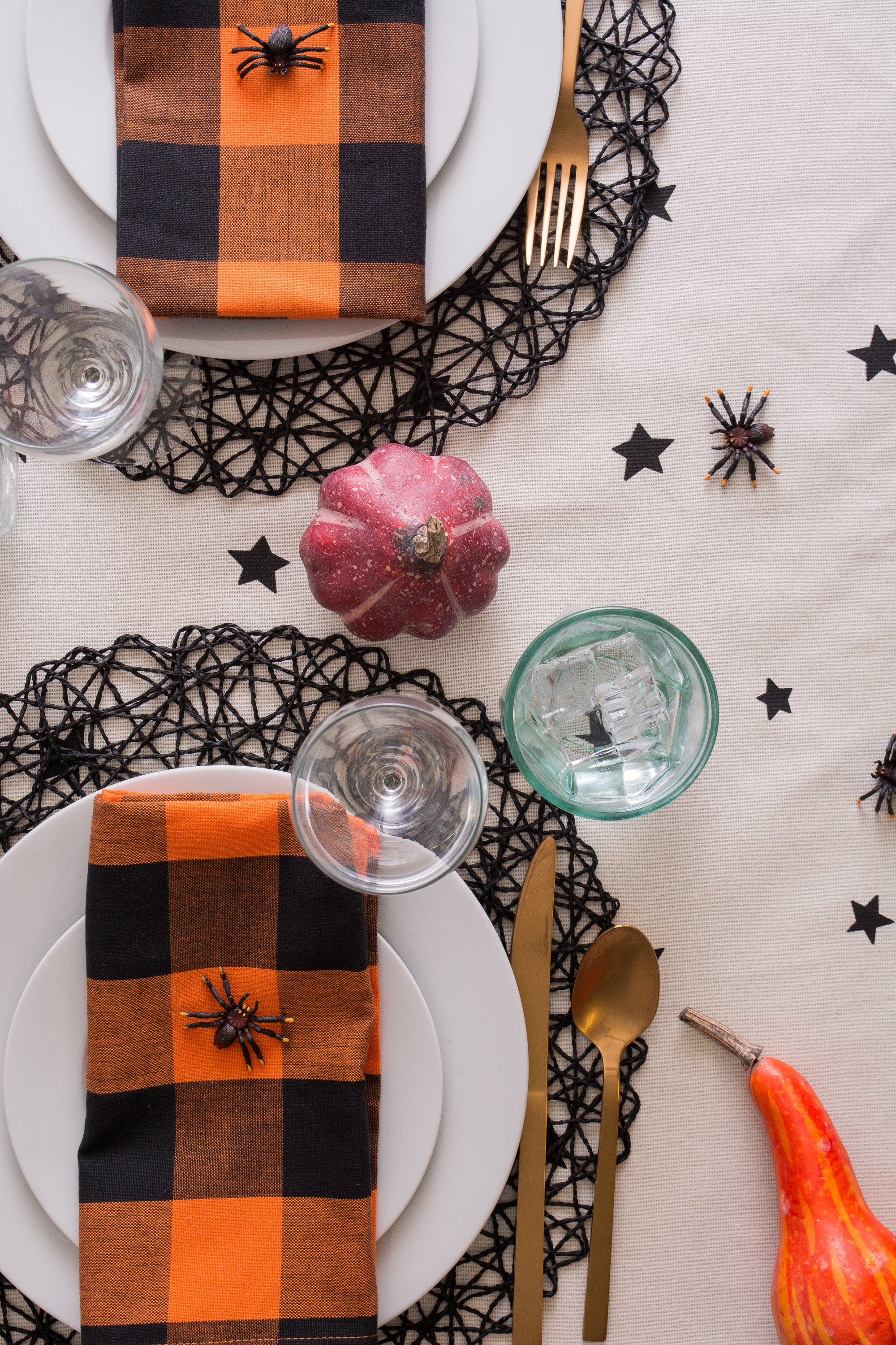 DII Black Woven Paper Round Placemat (Set of 6)