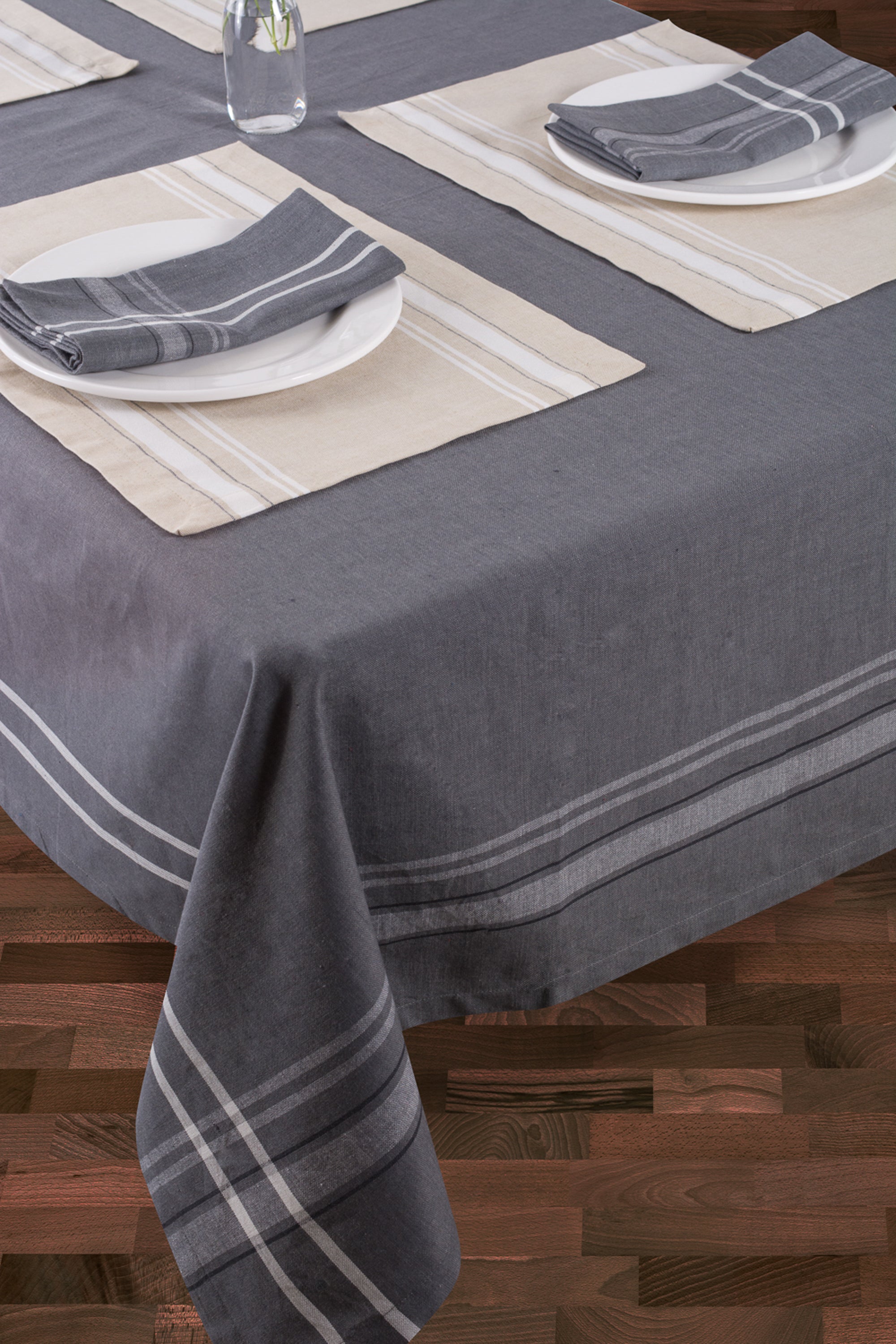 DII Gray French Chambray Tablecloth