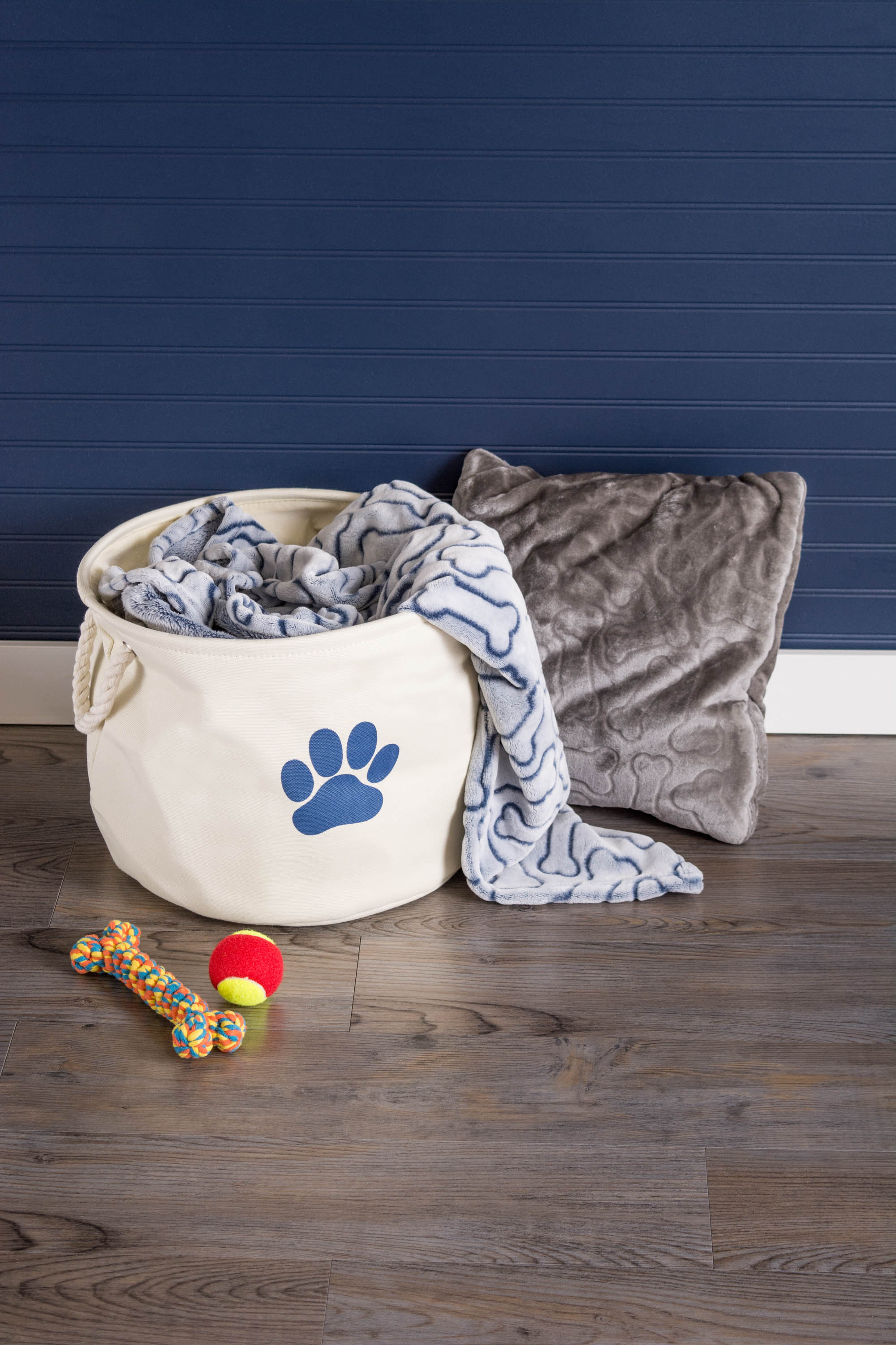 DII Polyester Pet Bin Paw Off White Round Small