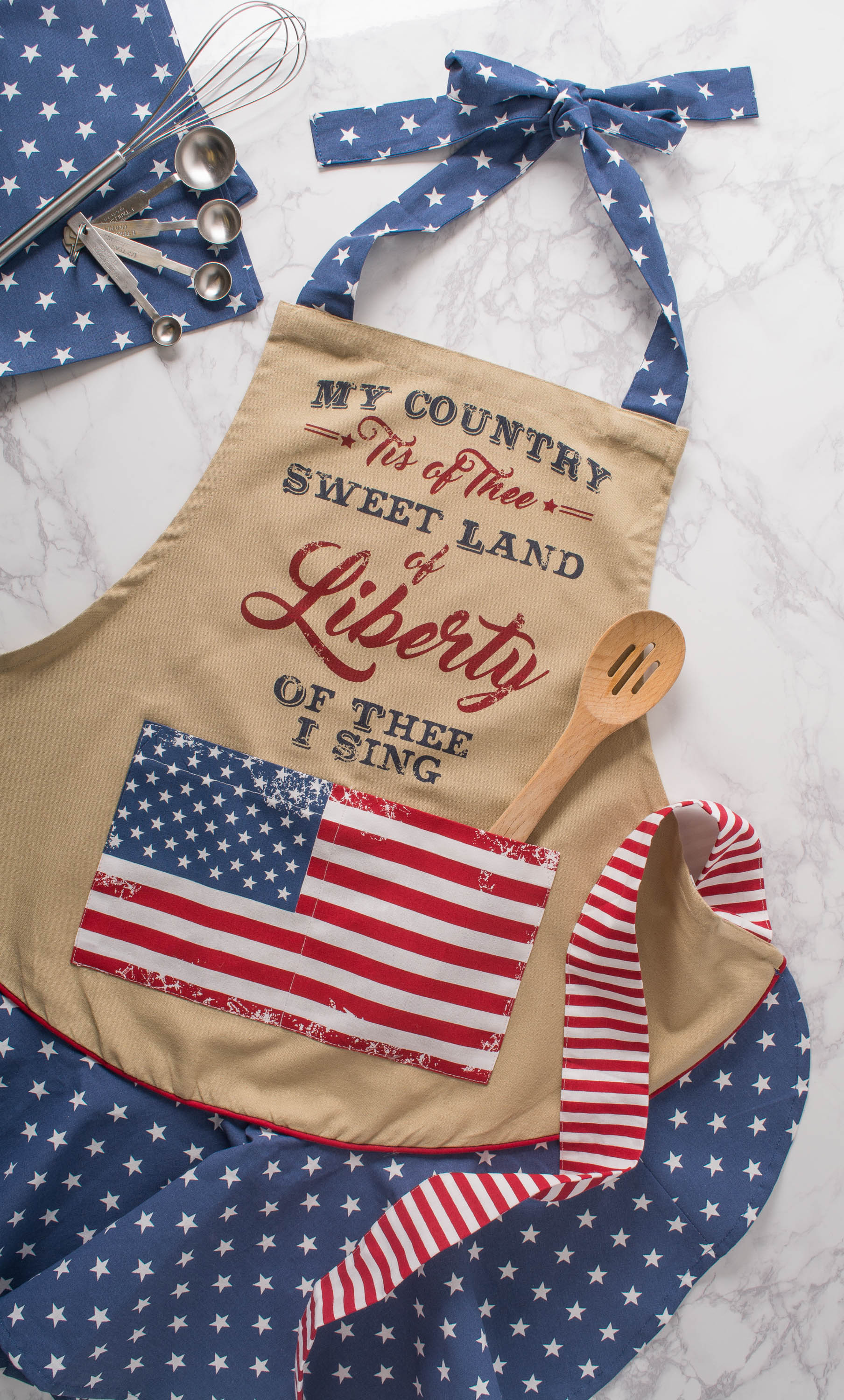 DII Sweet Liberty Ruffle Apron