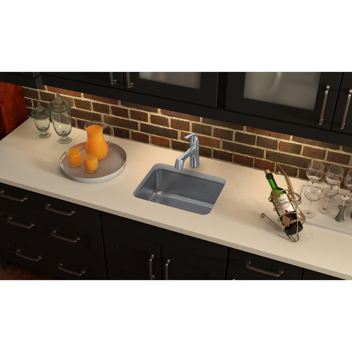 Elkay Lustertone Classic Stainless Steel  20-1/2'' x 16-1/2'' x 7-7/8''  Single Bowl Undermount Sink with Perfect Drain