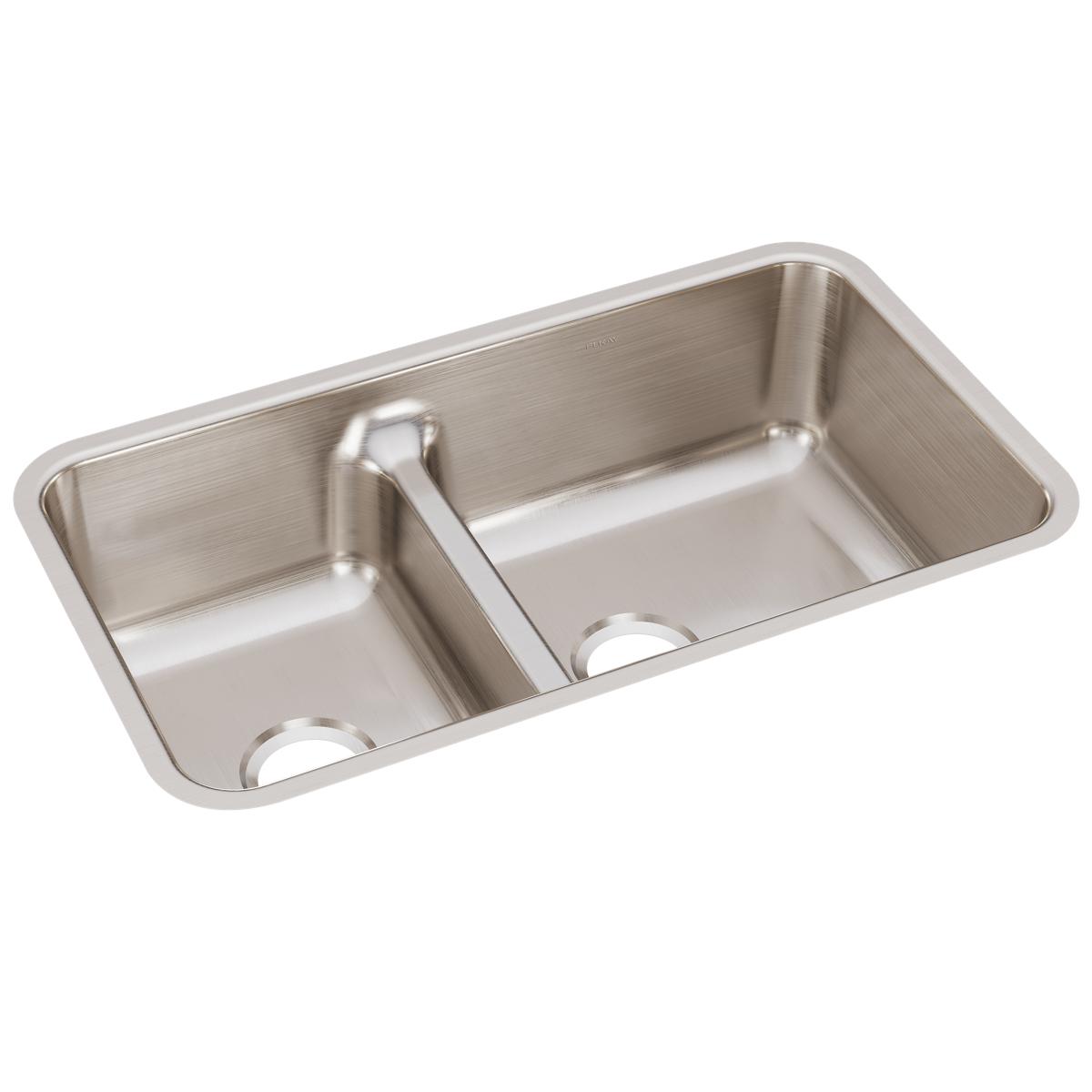 Elkay Lustertone Classic Stainless Steel 32-1/16'' X 18-1/2'' X 9'', 40/60 Double Bowl Undermount Sink With Aqua Divide