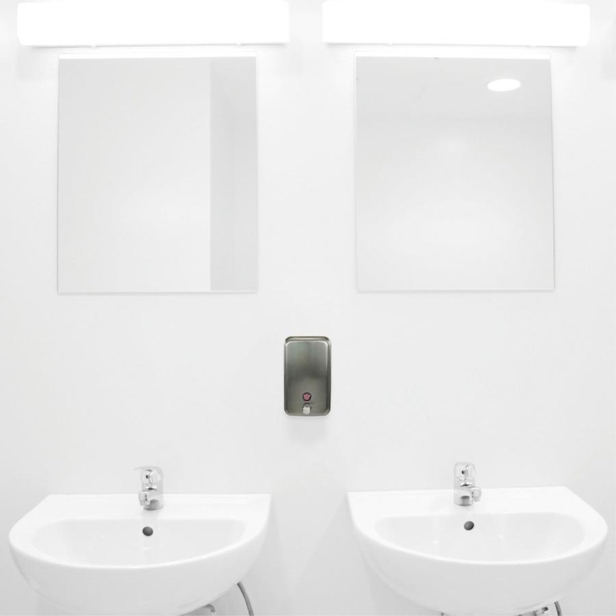 Genuine Joe Liquid/Lotion Soap Dispenser - Manual - 31.50 Fl Oz Capacity - Corrosion Resistant, Wall Mountable, Rust Proof - Sta