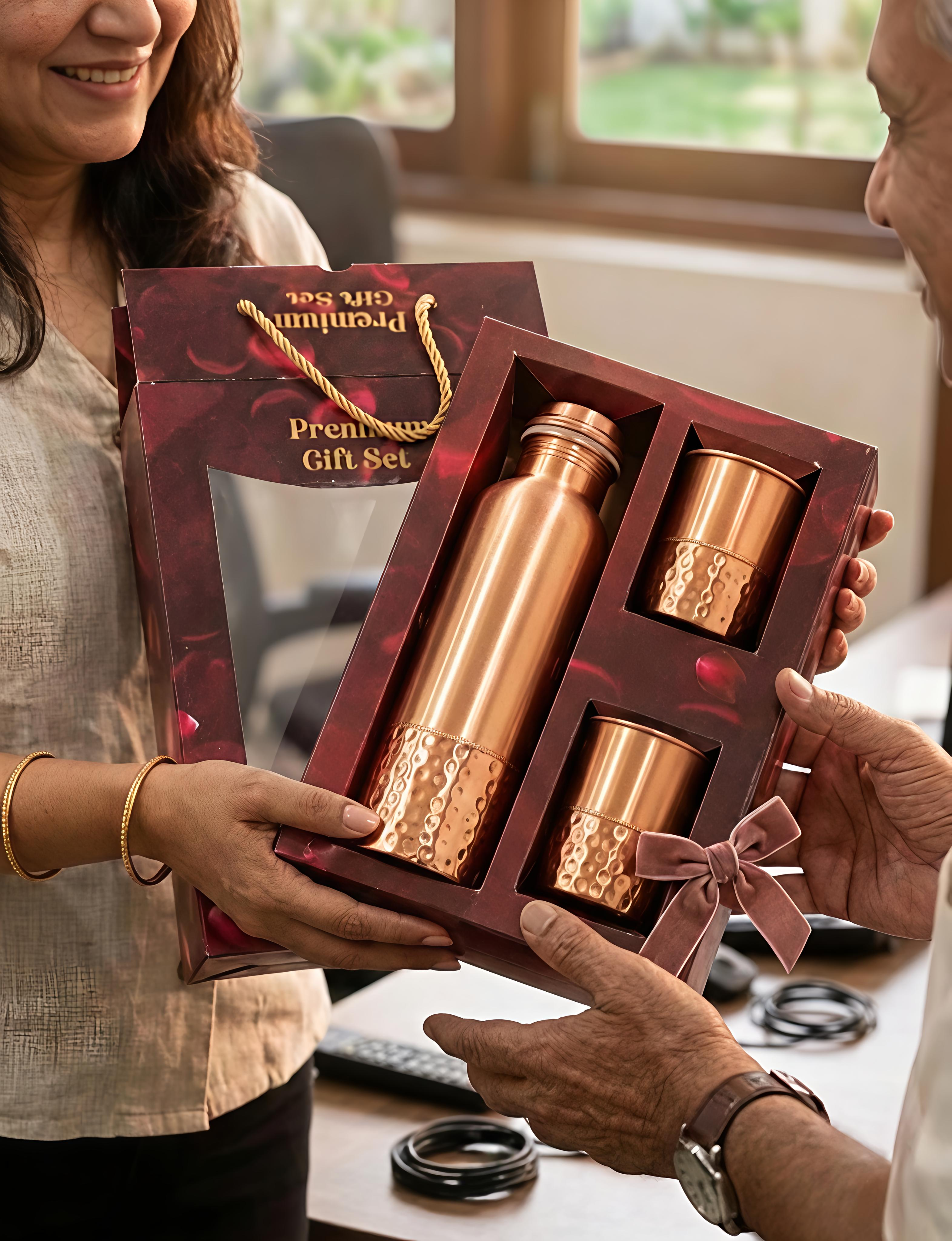 Pure Copper Water Bottle & 2 Glasses Gift Set | Jointless & Leak-Proof Ayurvedic Copper Drinkware ?·Dual Texture Hammered Finish