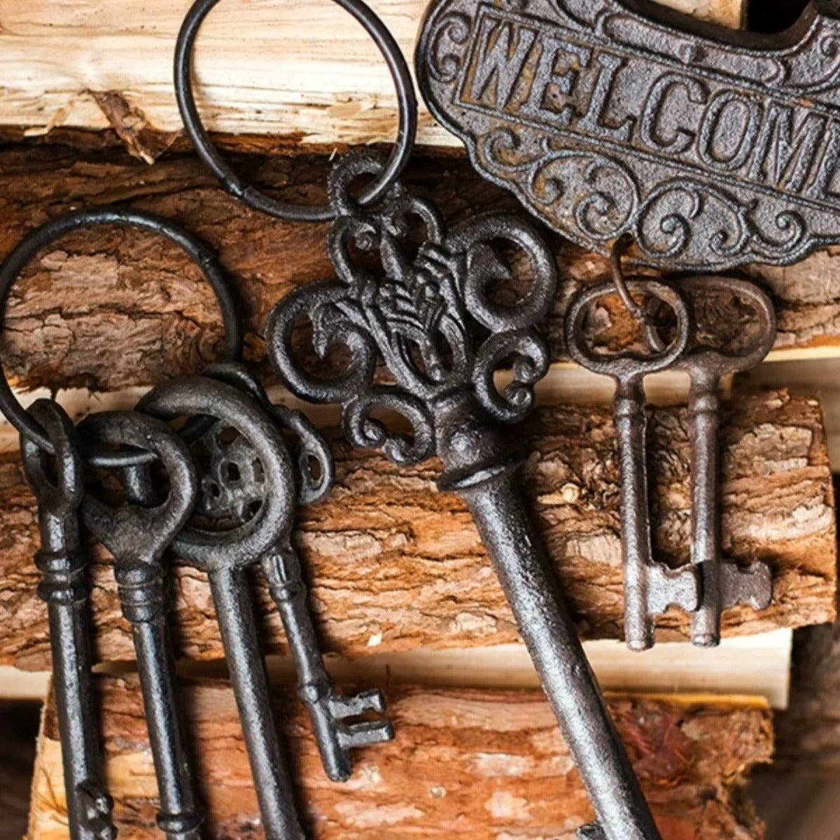 Farmhouse Vintage Key Wall Accent