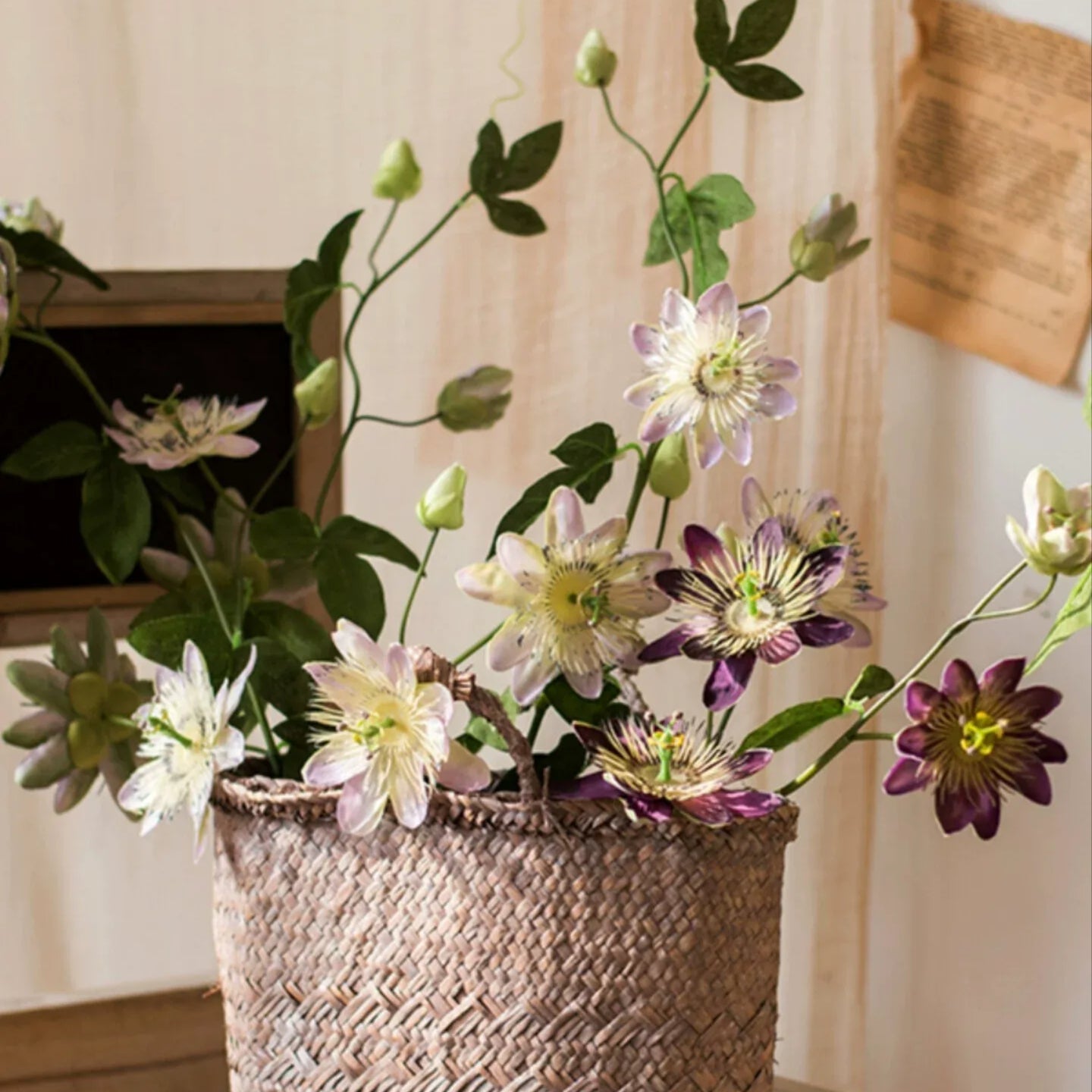 Wildflower Vine Stem – 33"