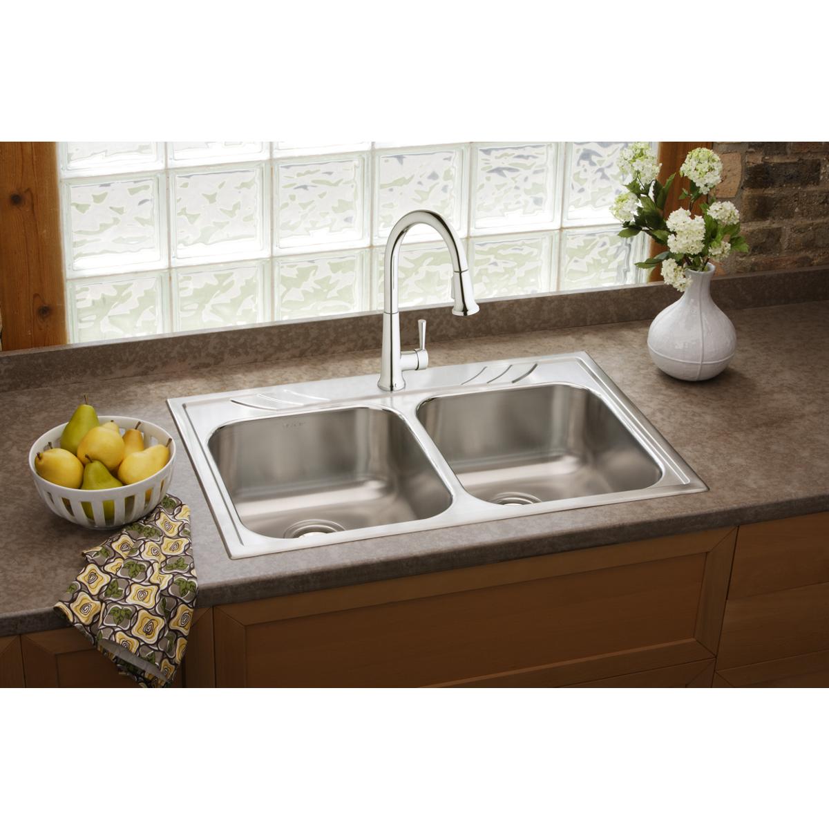 Elkay Everyday Single Hole Deck Mount Kitchen Faucet with Pull-down Spray Forward Only Lever Handle Chrome