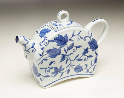 AA Importing 59786 Blue & White Teapot