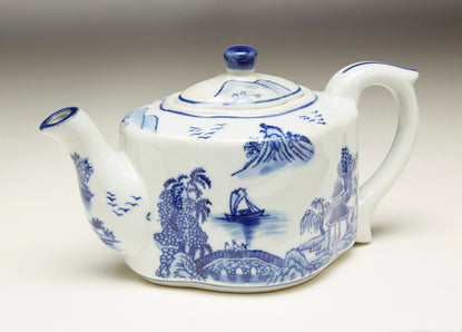 AA Importing 59803 Blue & White Tea Pot