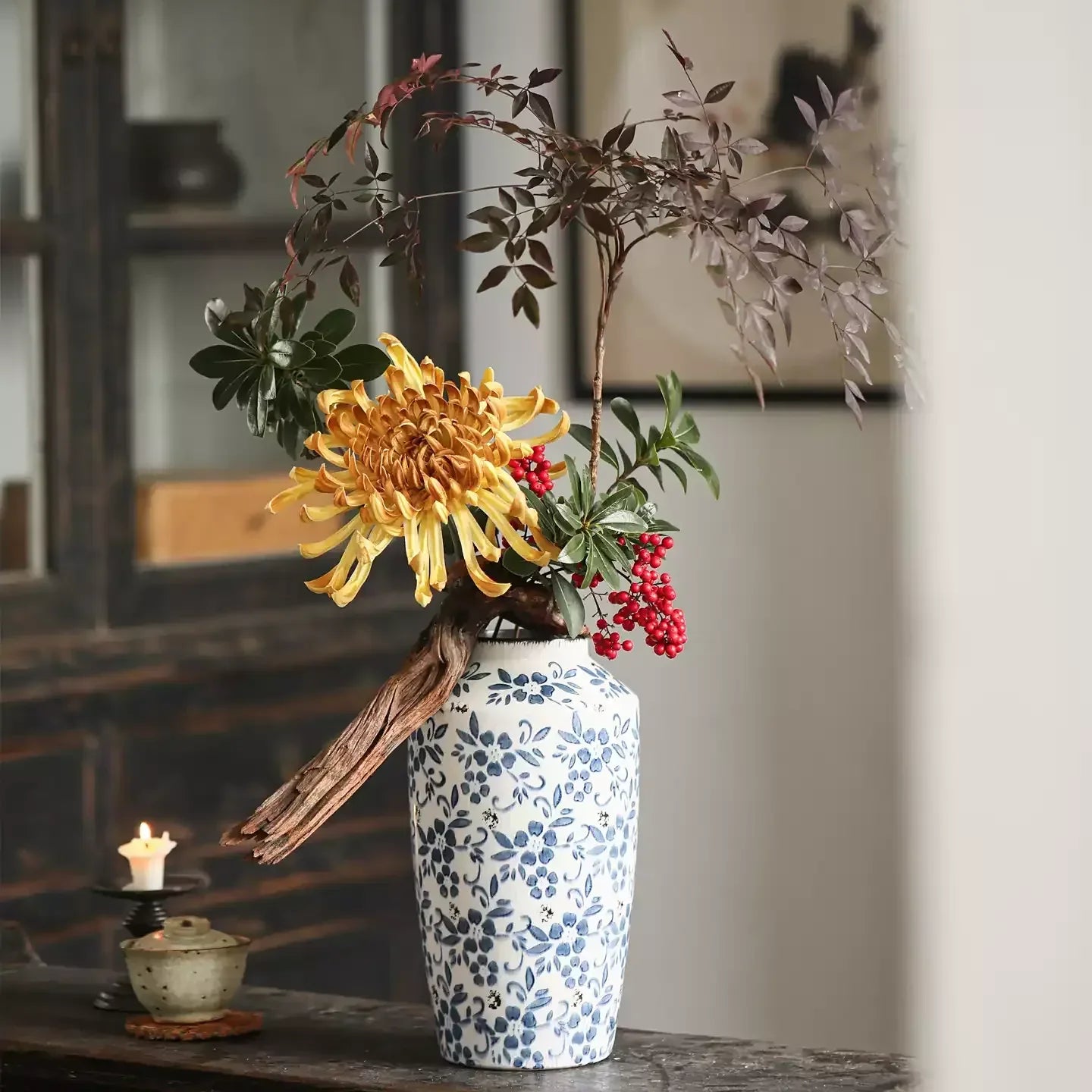 Heirloom Spider Chrysanthemum Stem – 29.9"