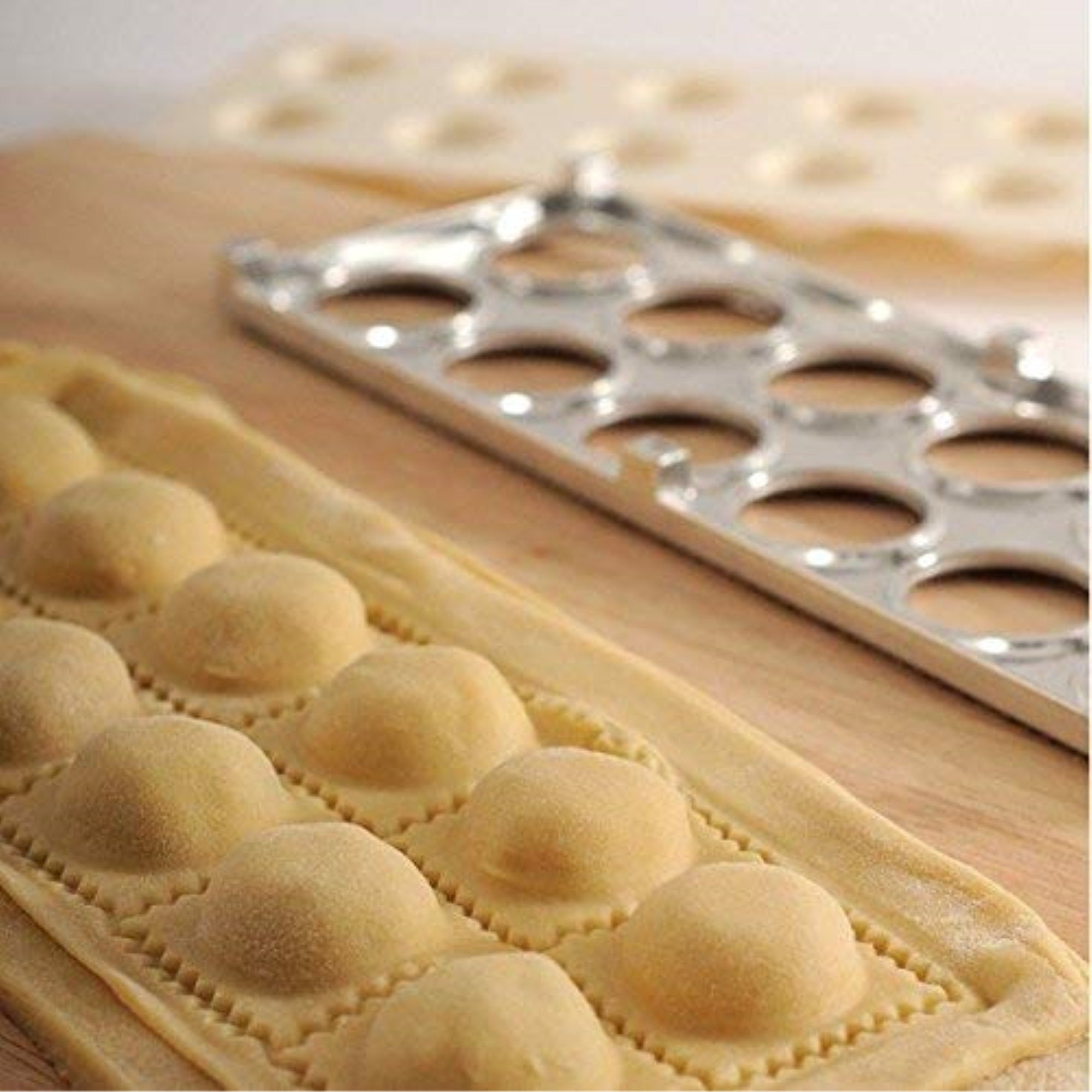 Ravioli Mkr W/Press & Roll Pin