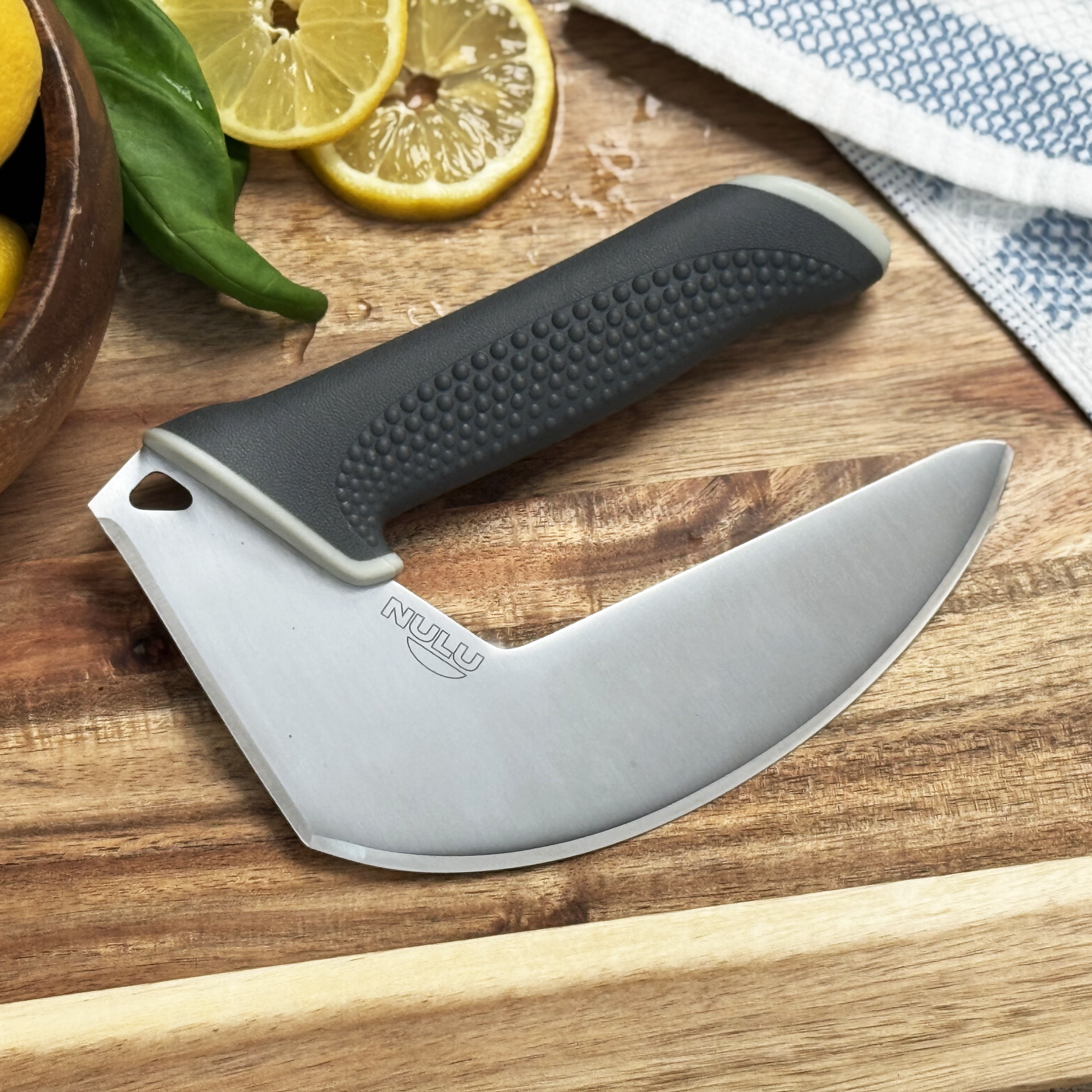 The NULU Knife with Sheath