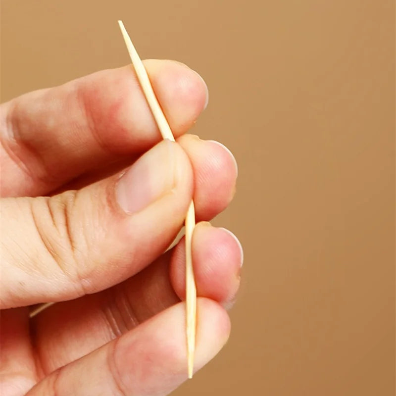 1000Pcs Disposable Double Headed Toothpicks Bamboo Material Cake Fruit Bread Dessert Toothpicks Portable Teeth Cleaning Tools