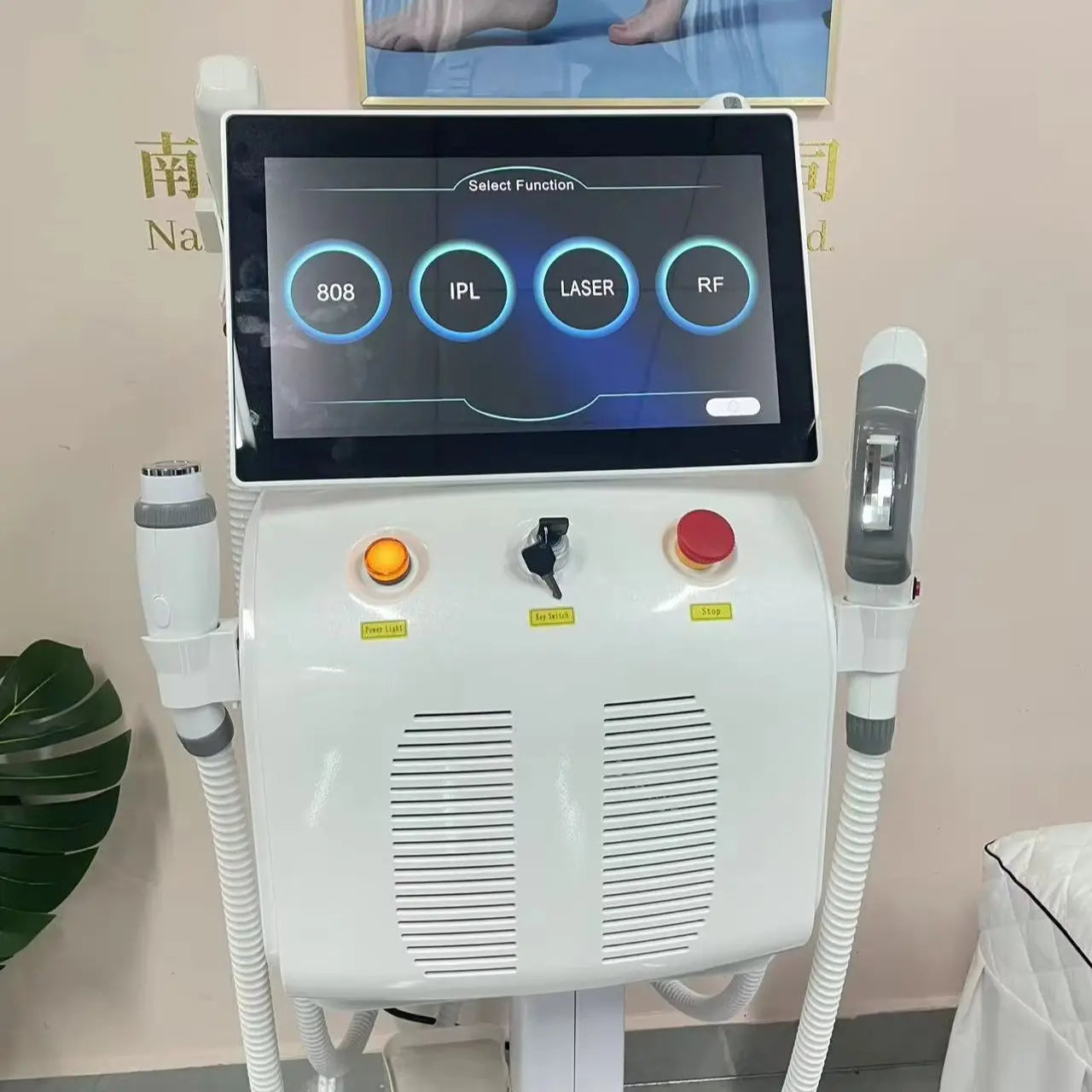 Fac 4-In-1 Soprano Titanium Hair Removal Professional Diode IPL Nd Yag Picosecond Opt Hair Removal Tattoo Removal
