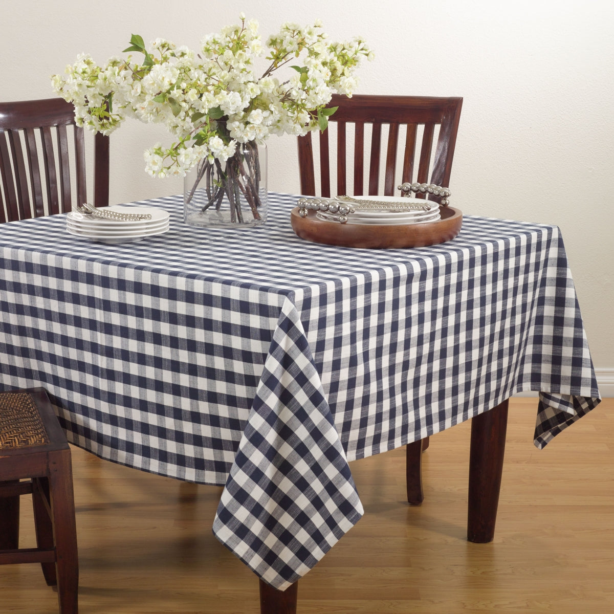 SARO 590.NB72S 72 in. Square Gingham Design Tablecloth - Blue