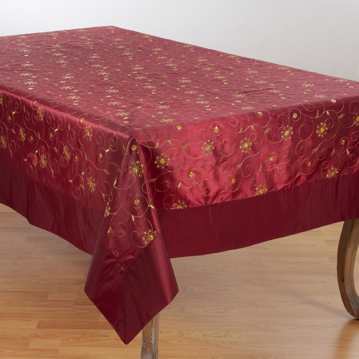SARO XJ511.BU65140B Embroidered &amp; Sequined Tablecloth  Burgundy