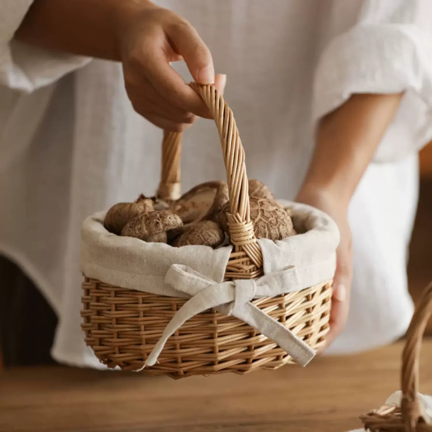 Linen-Lined Mini Basket