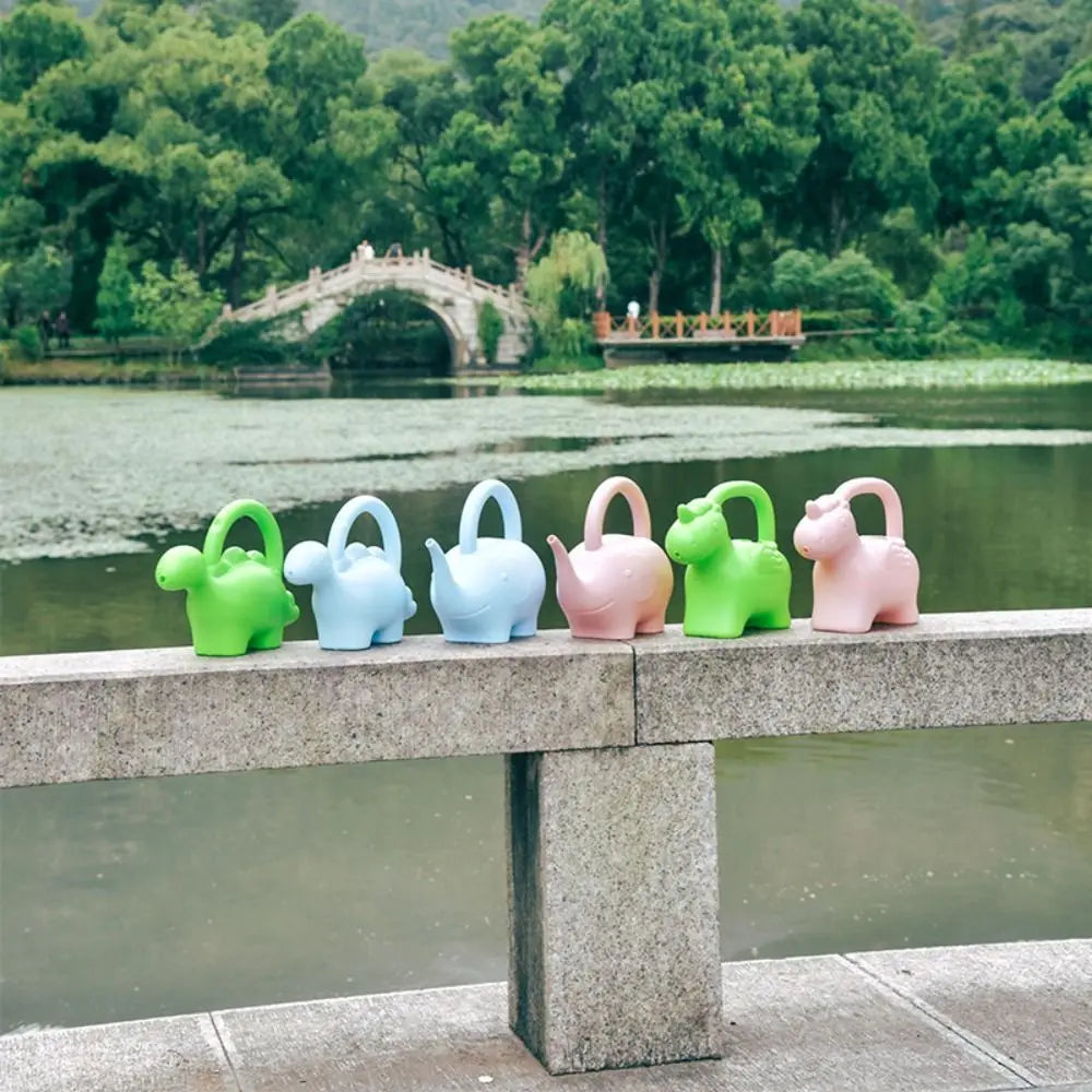 Plastic Watering Can Watering Equipment Gardening Supplies Plant Watering Pot Snail Shape Gardening Irrigation for Children