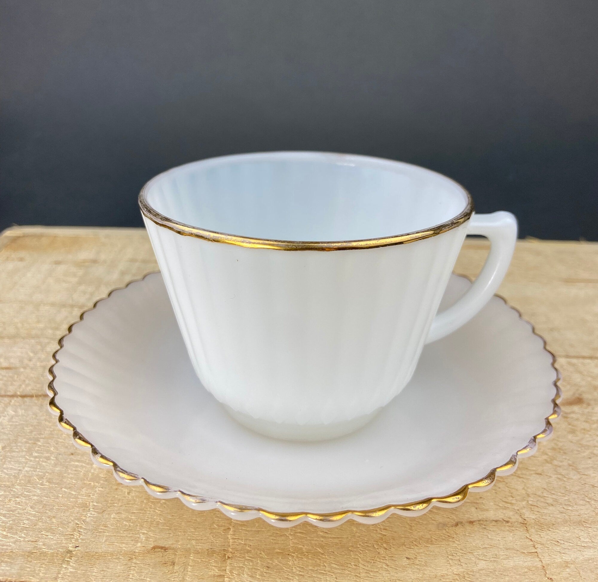 5 Opalescent Monax Petalware TeaCups. White and Gold Brim Depression Glass Coffee Cups. White Table Setting. Houseware. Dinning Room Decor.