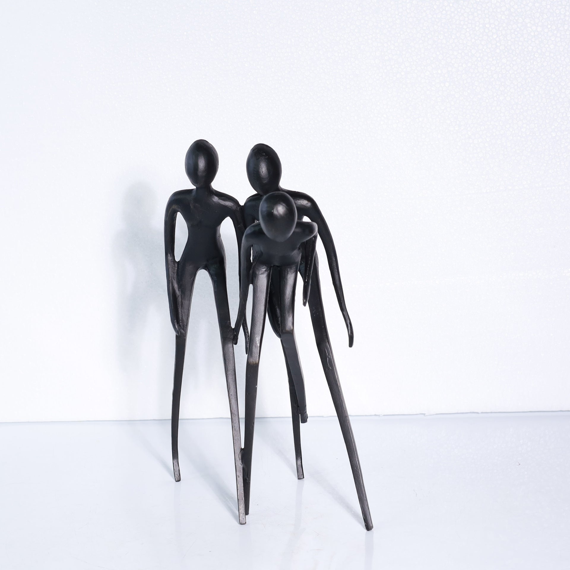 Creative Abstract Character Sculpture Creative Sprinting Character BlackCast Iron Sculpture Decoration Model Shop Sales Office