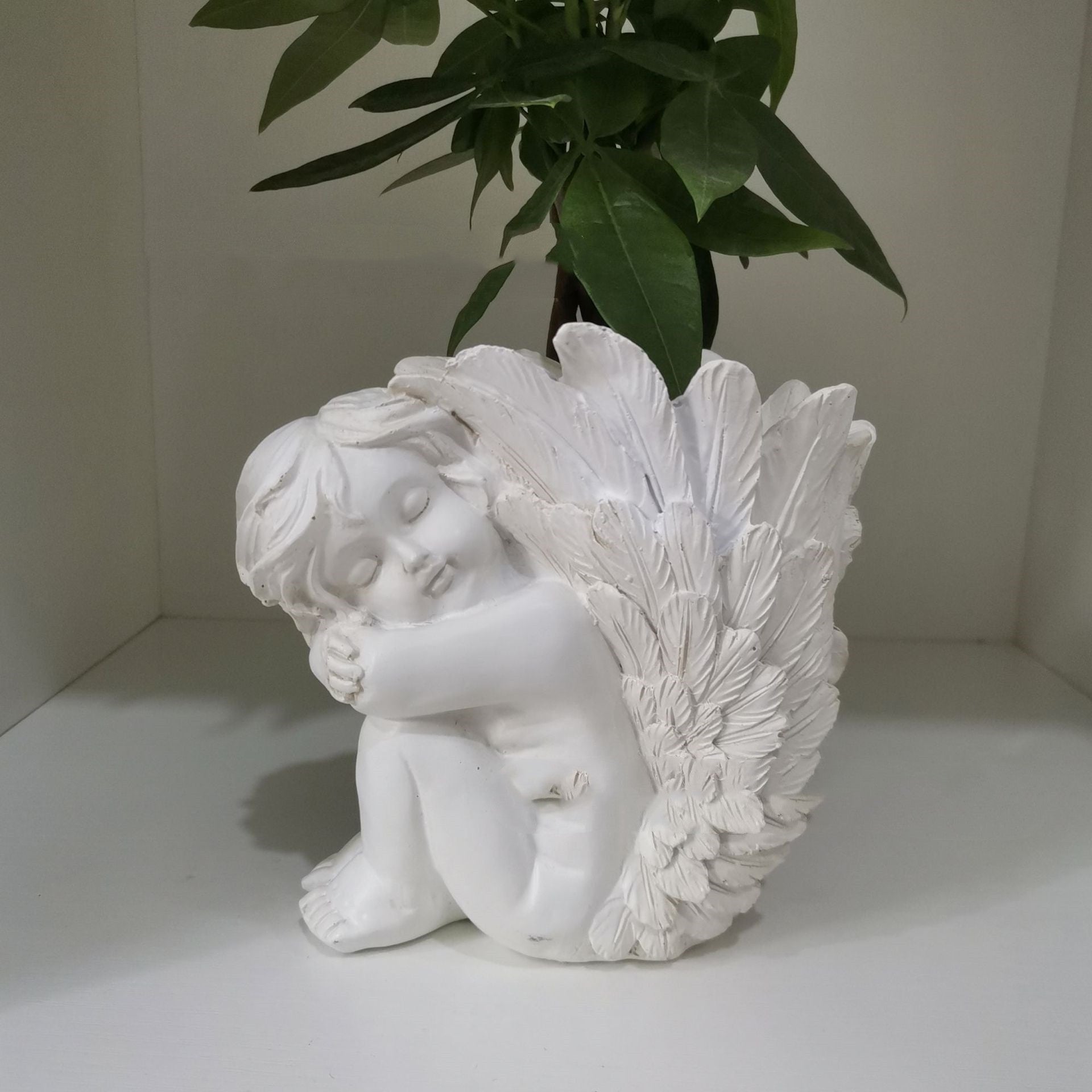 European Retro Angel Girl Cupid Sculpture