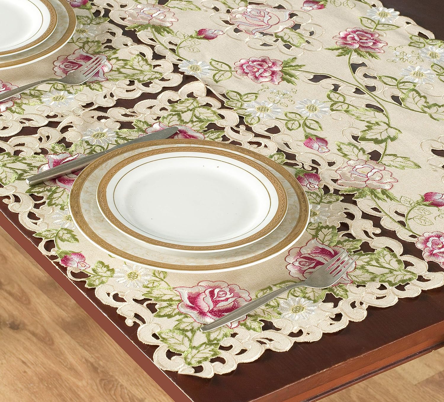 Beige Placemats – European Embroidery, Set of 6