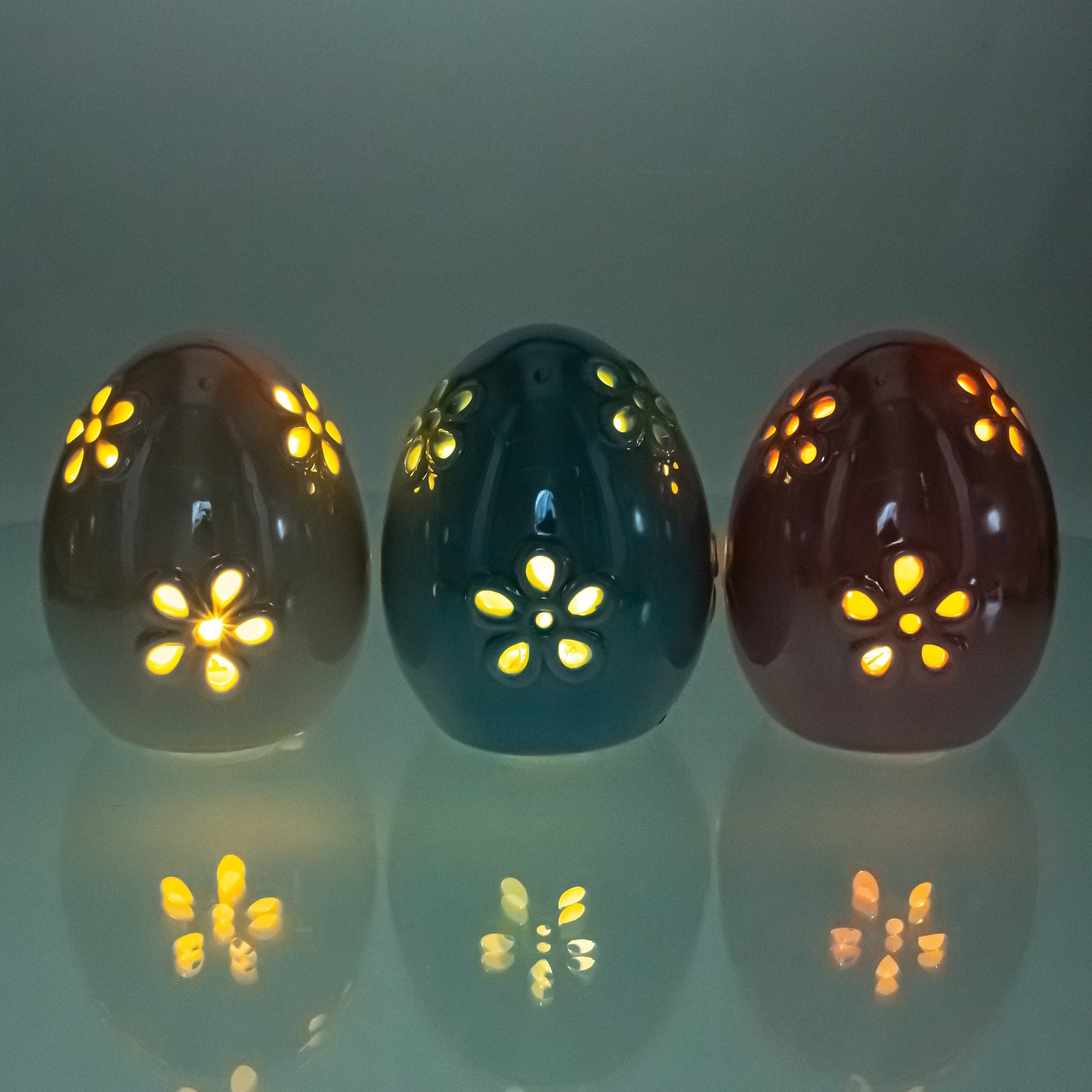 Set of 3 Pearlized Ceramic Easter Egg Lanterns