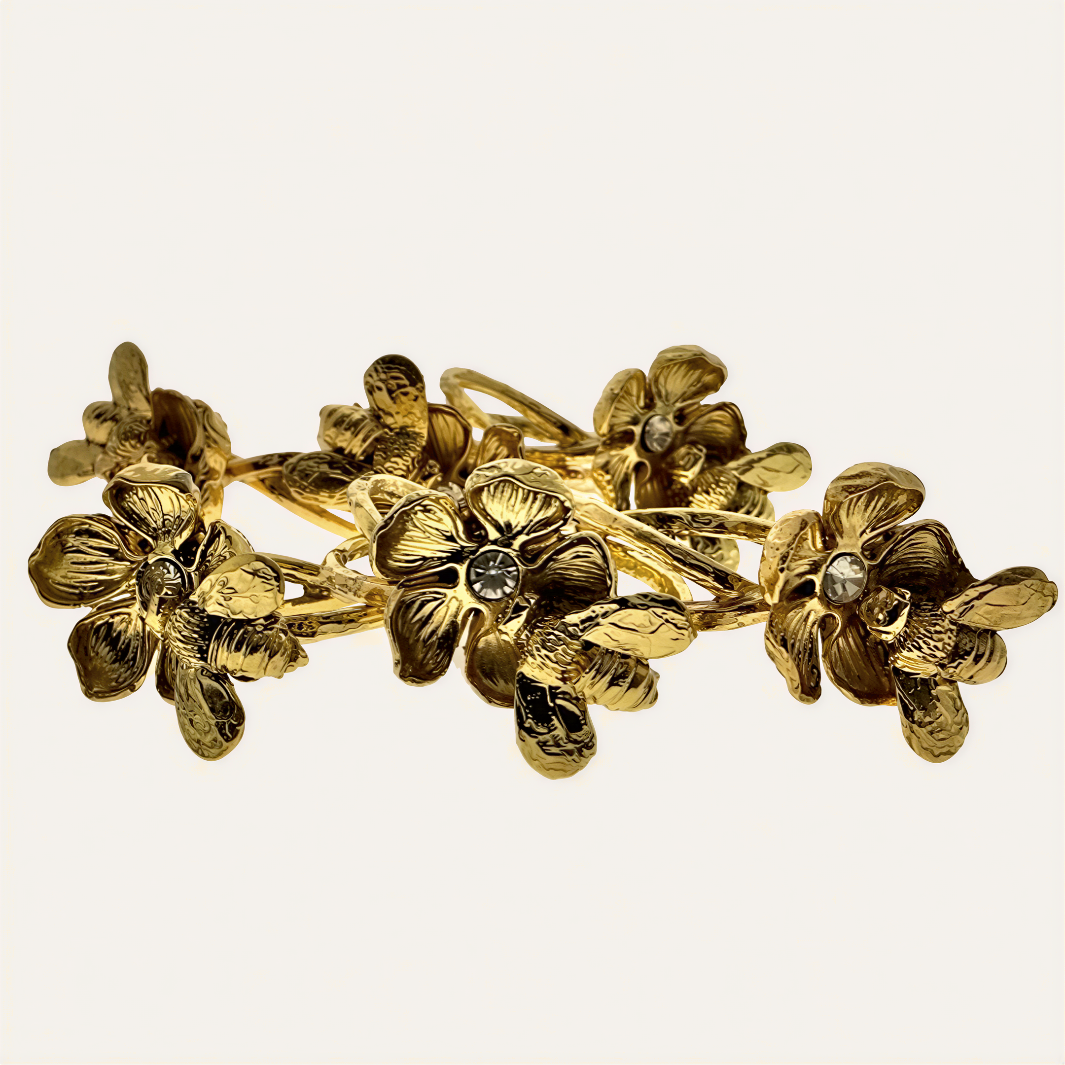 Gold Bee Napkin Rings - Elegant Rust Resistant Napkin Ring Set of 4 for Table Decor