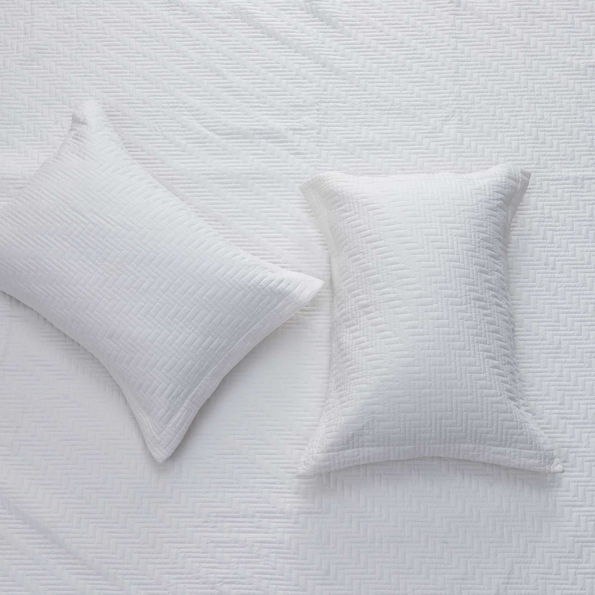 3-Piece Herringbone Stitched Quilt - Louise Collection